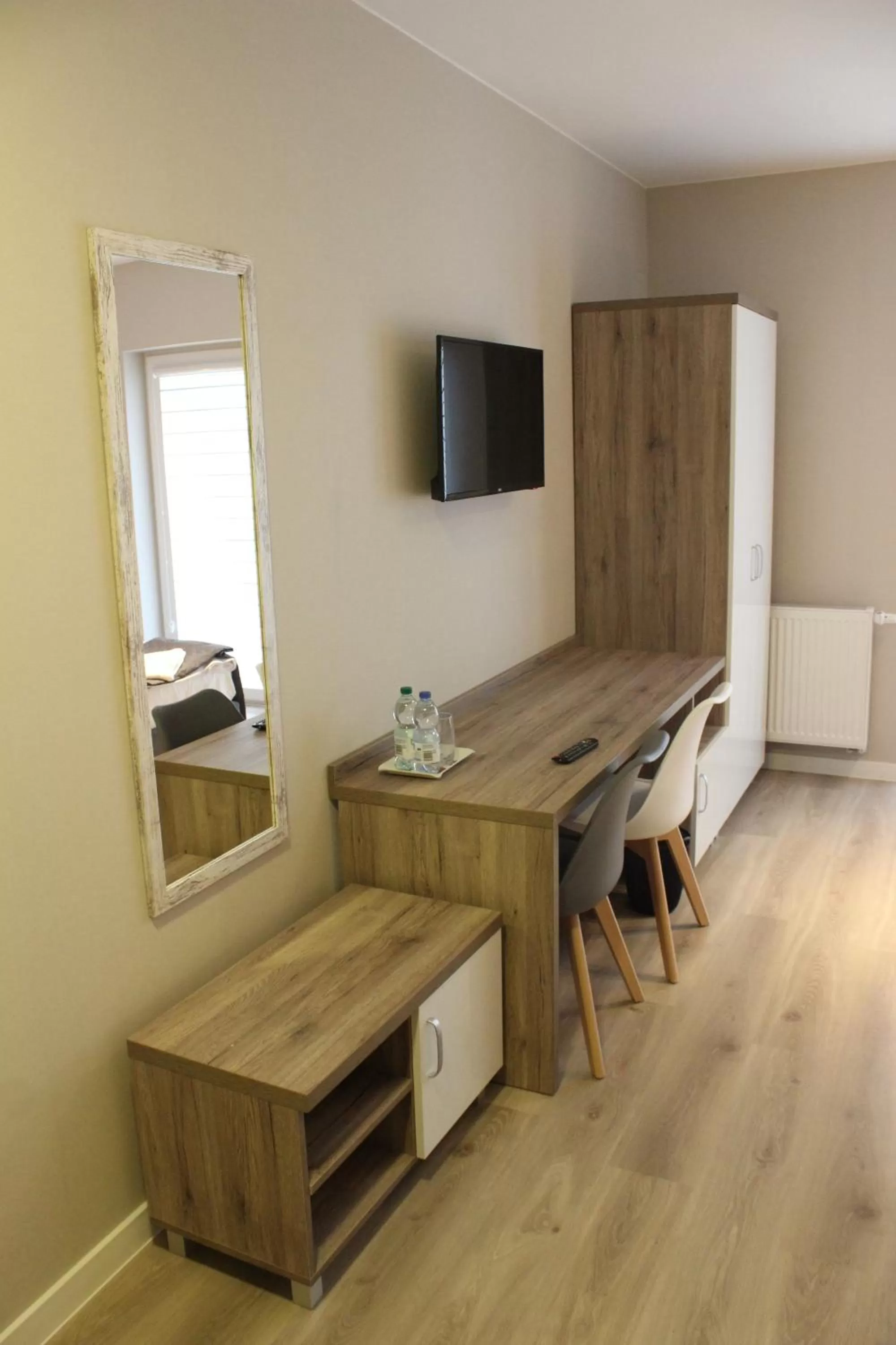 TV/Entertainment Center in Hotel Pod Strzechą