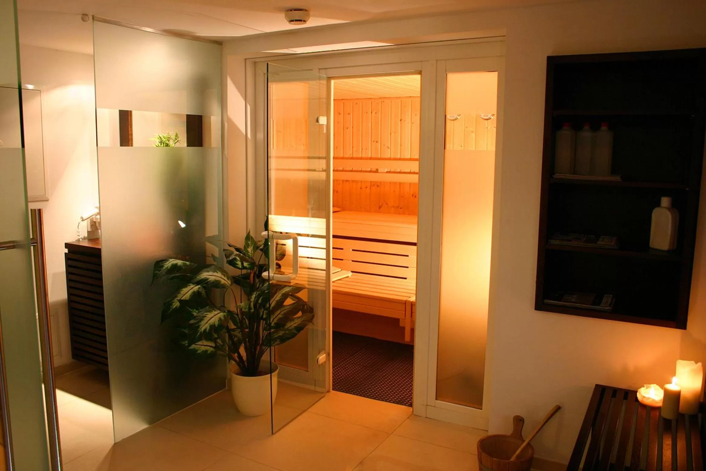 Sauna, Bed in Hotel Riezler Hof