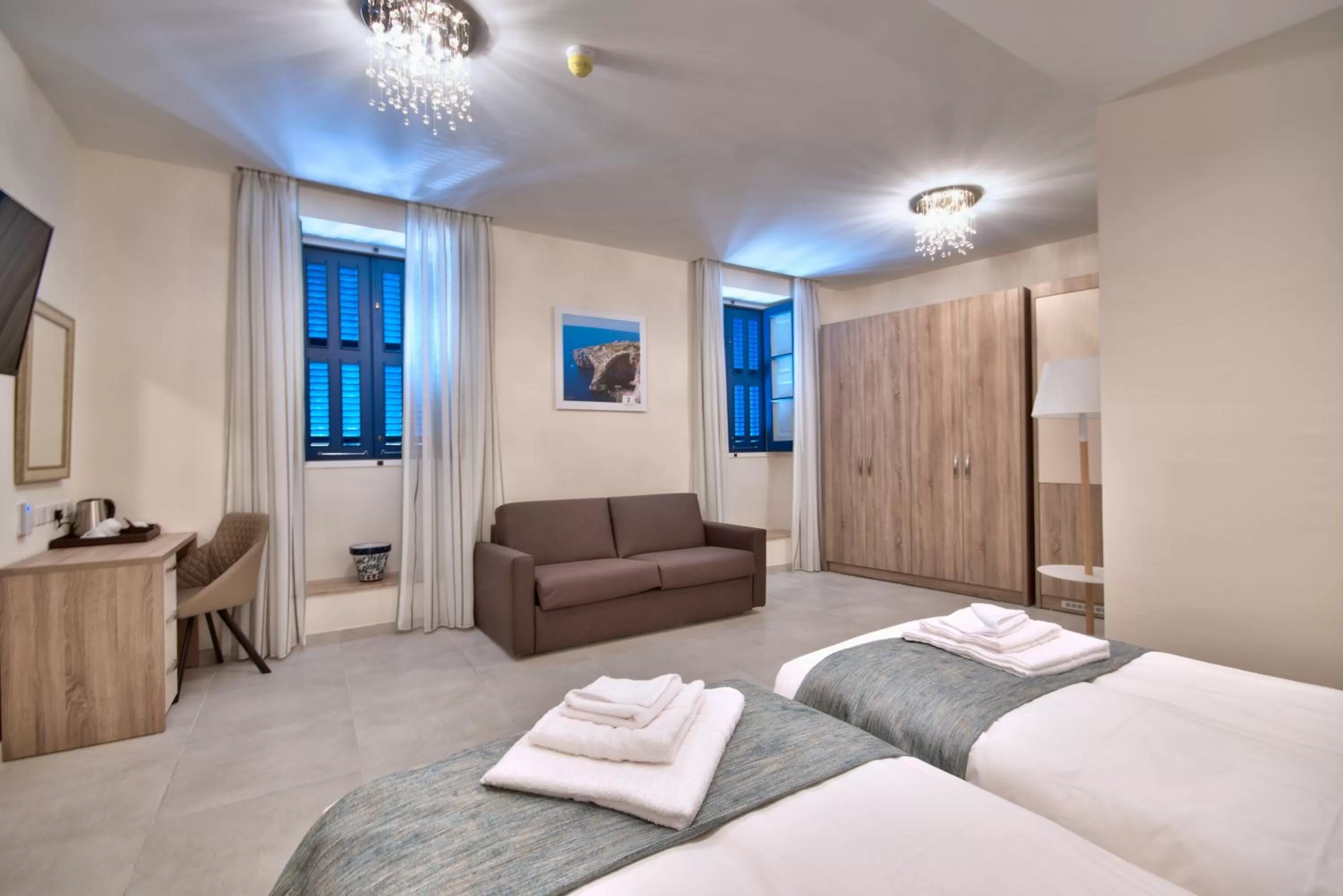 Bed in The Suites – Piazza Kirkop