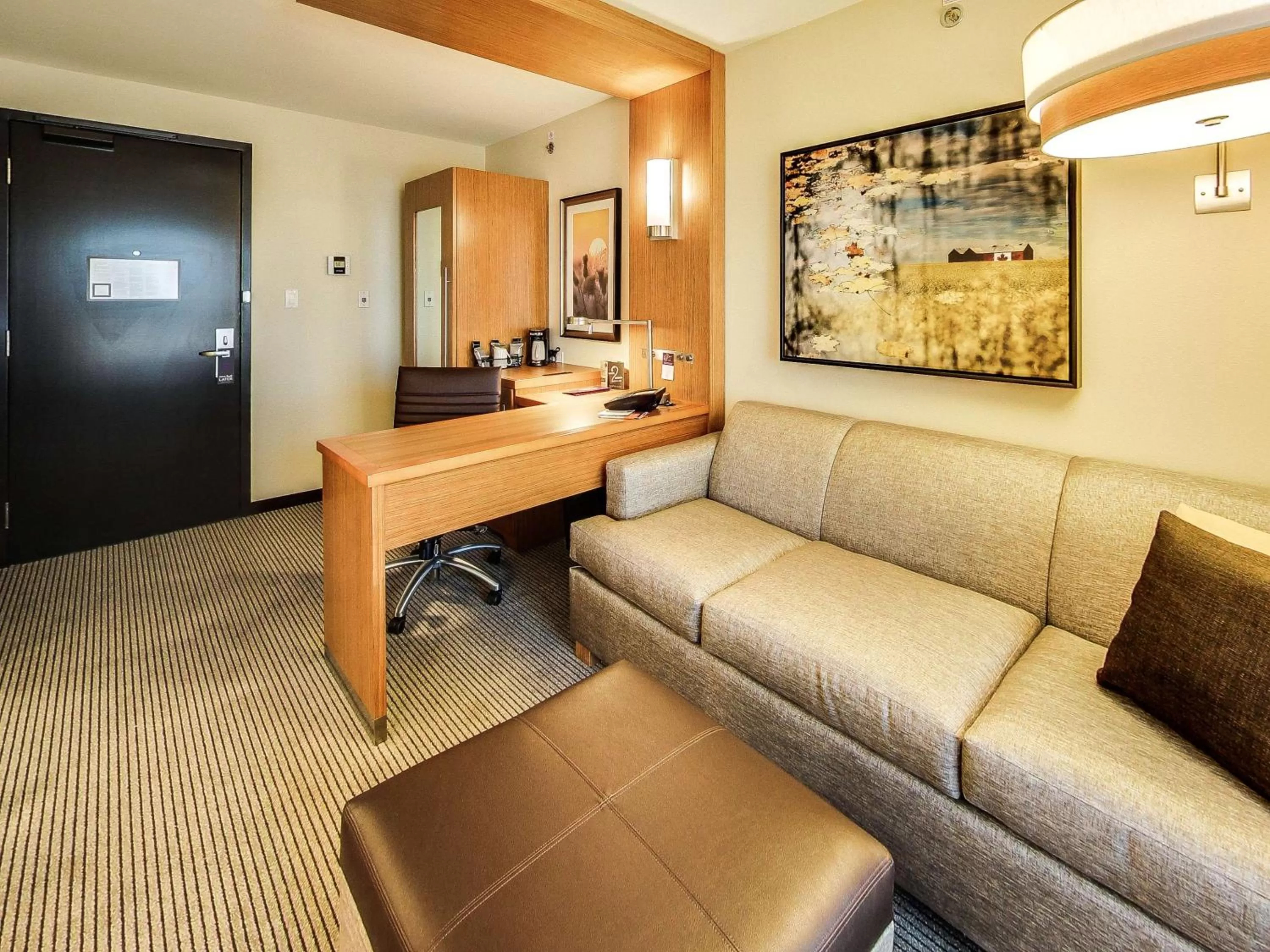 Photo of the whole room in Hyatt Place Edmonton West