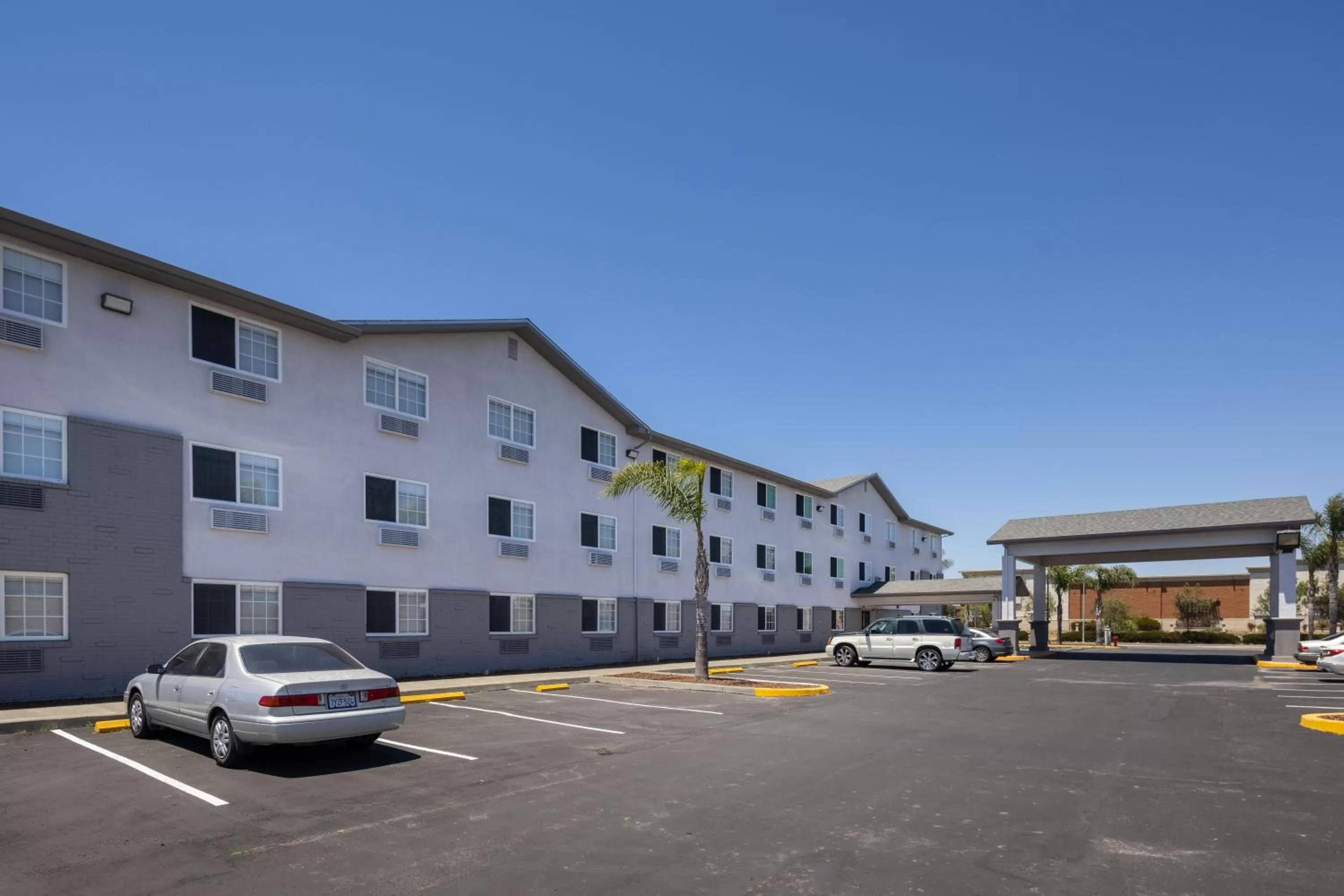 Property building in Comfort Inn Hayward - Union City