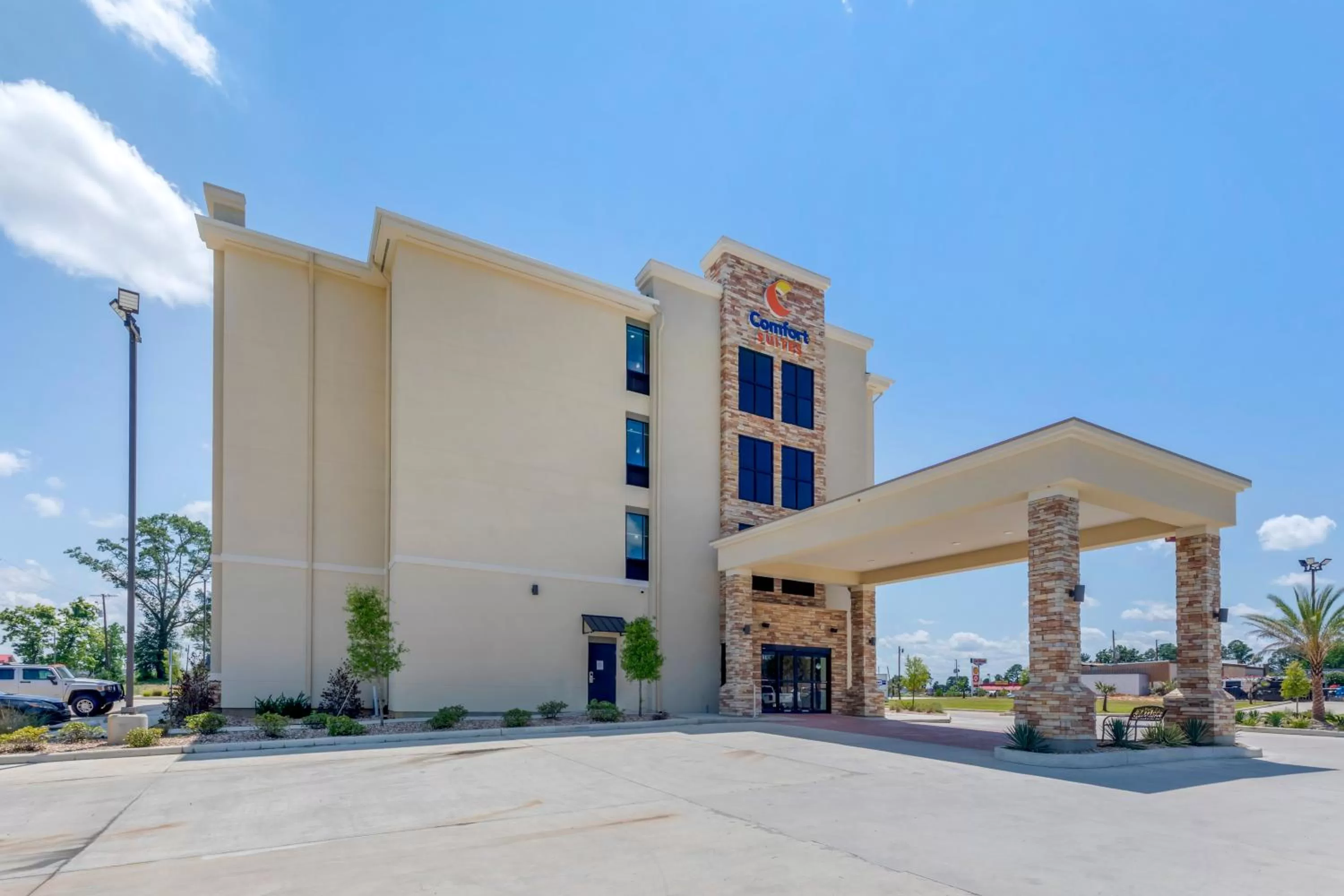 Property building in Comfort Suites West Monroe near Ike Hamilton Expo Center