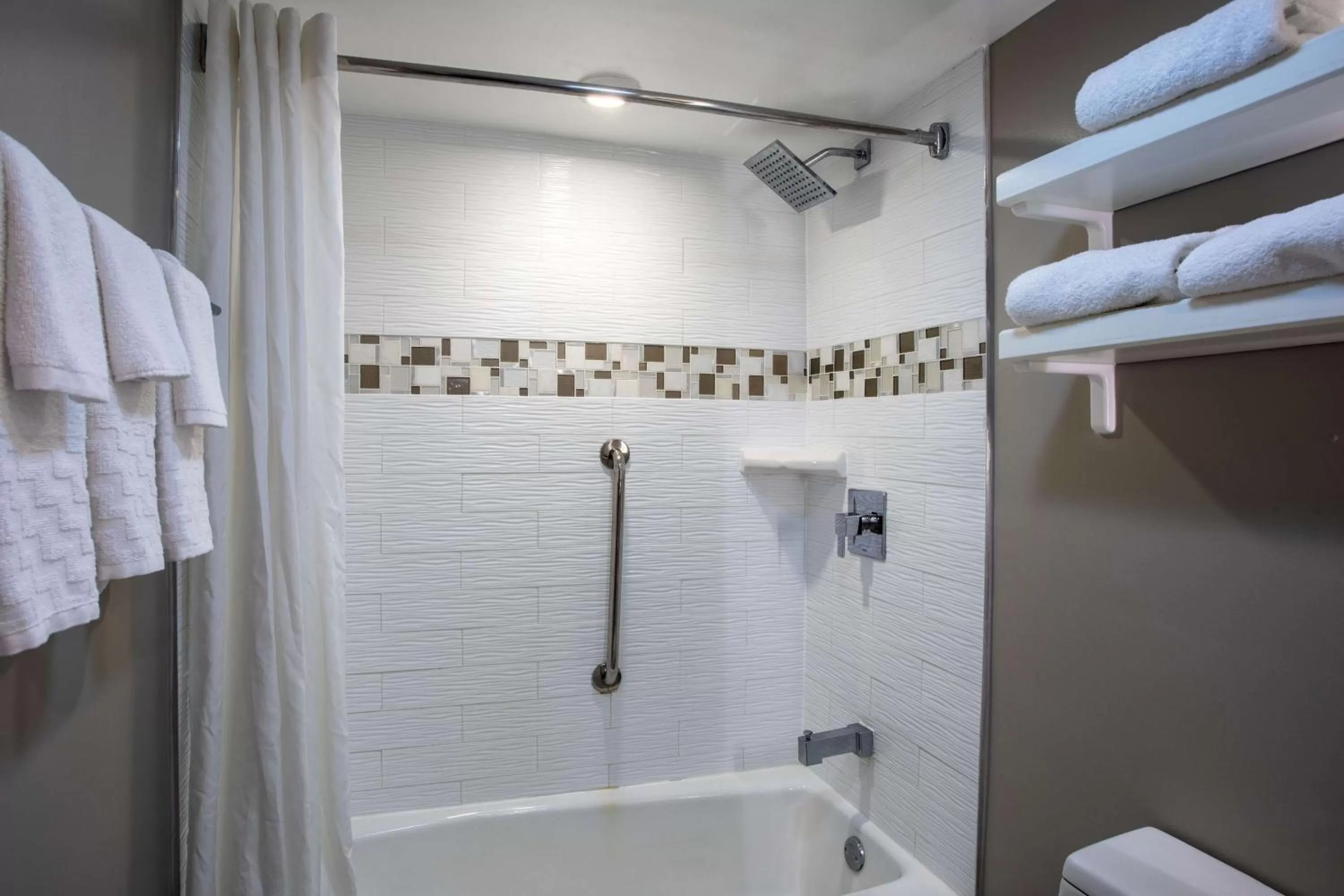 Bathroom in Best Western Historical Inn