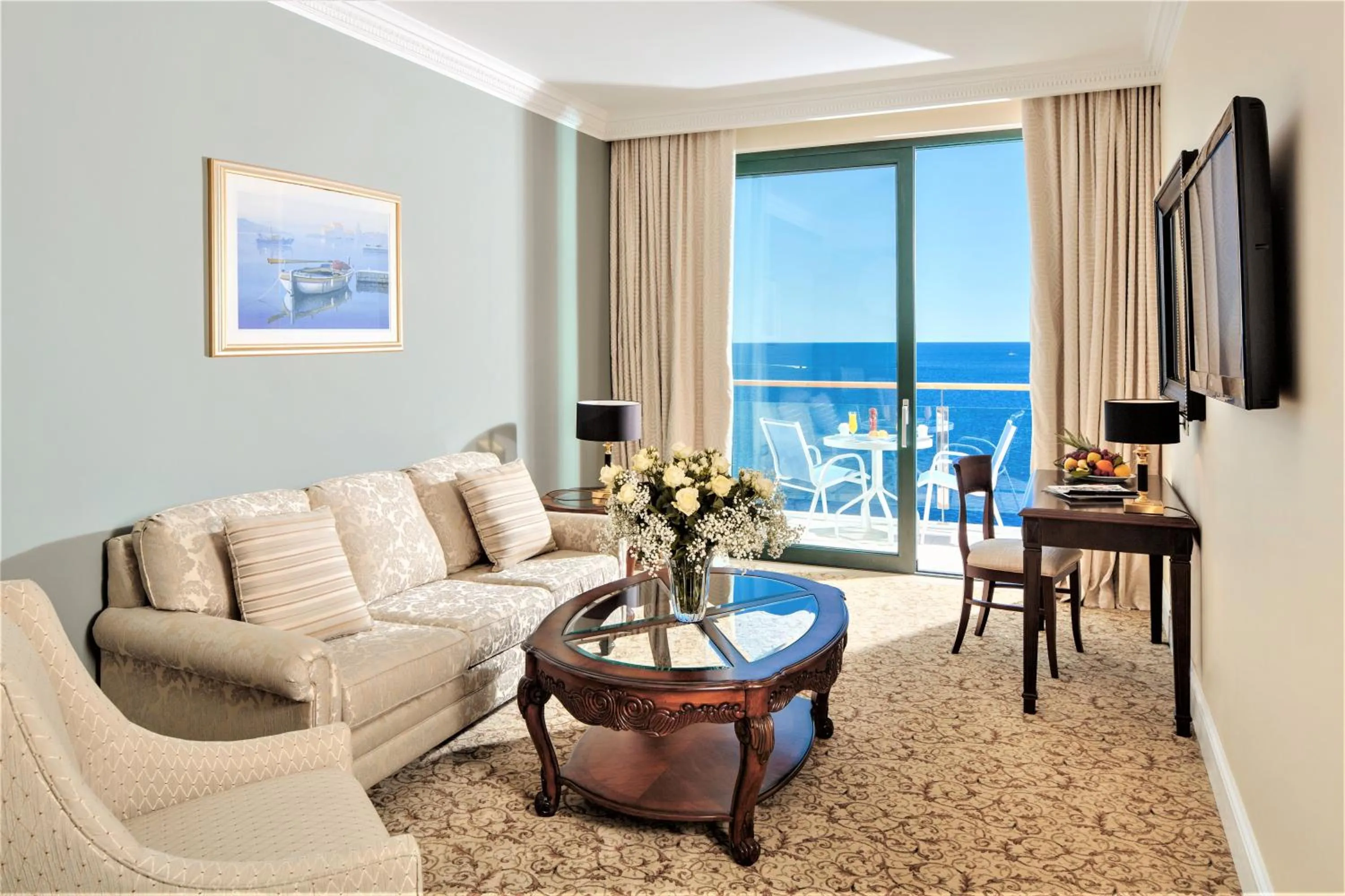 Living room in Royal Princess Hotel