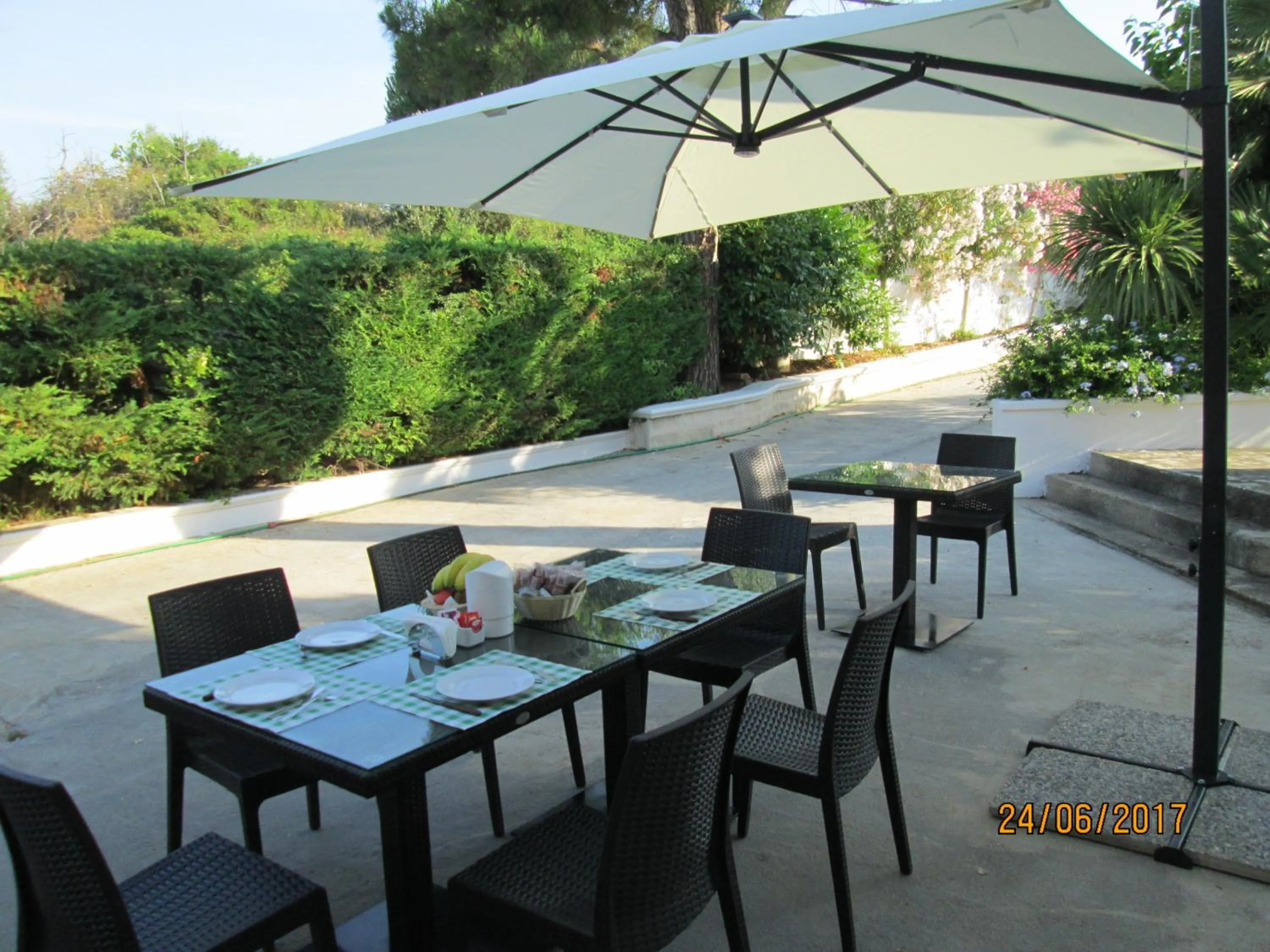 Property building in Hotel Tropical