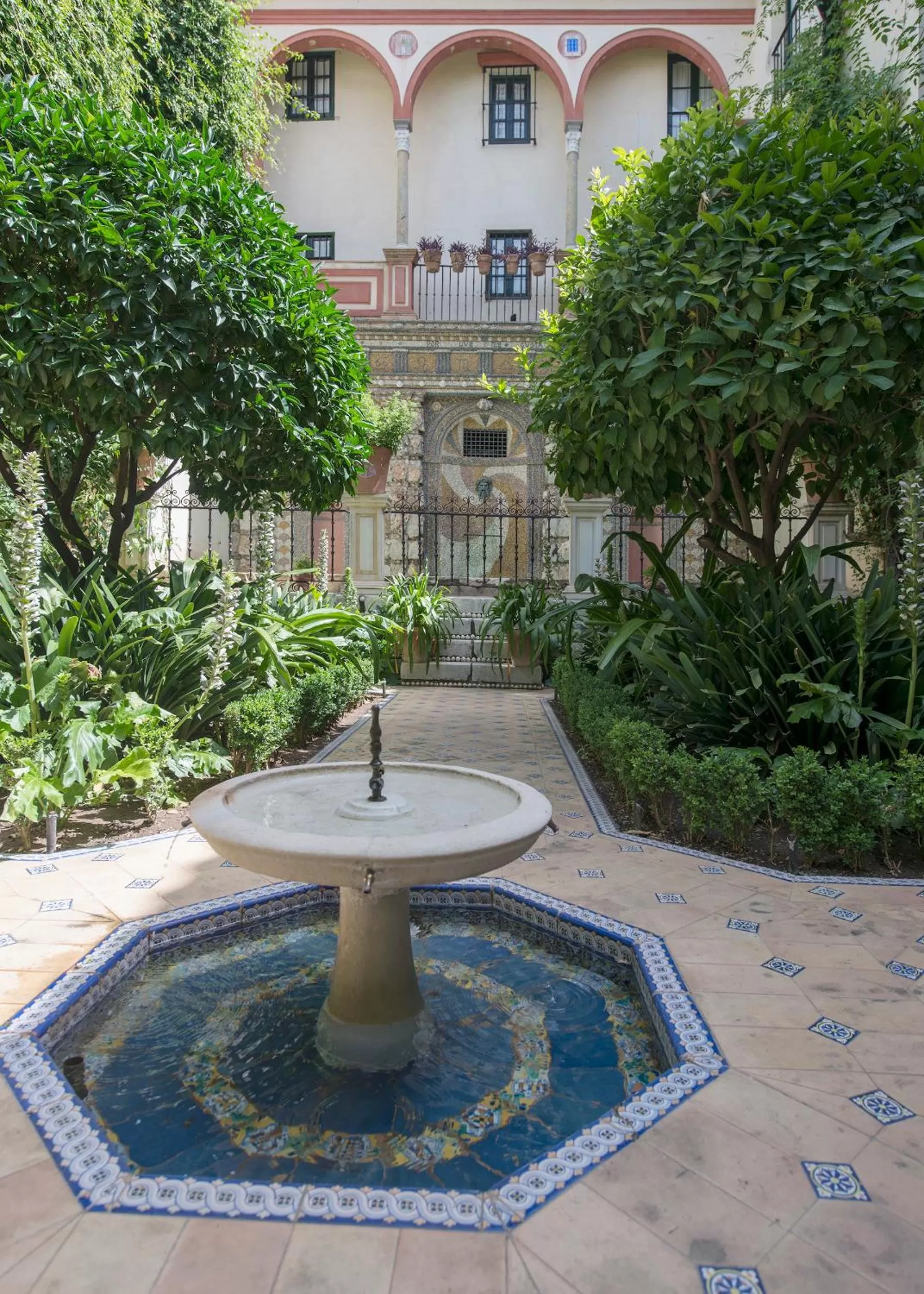 Garden in Hotel Las Casas de la Judería