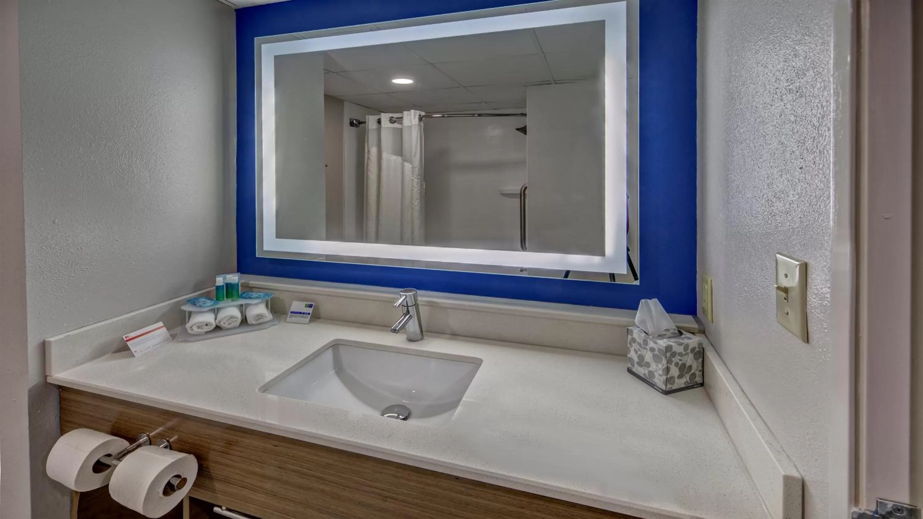 Bathroom in Holiday Inn Express & Suites Crossville by IHG