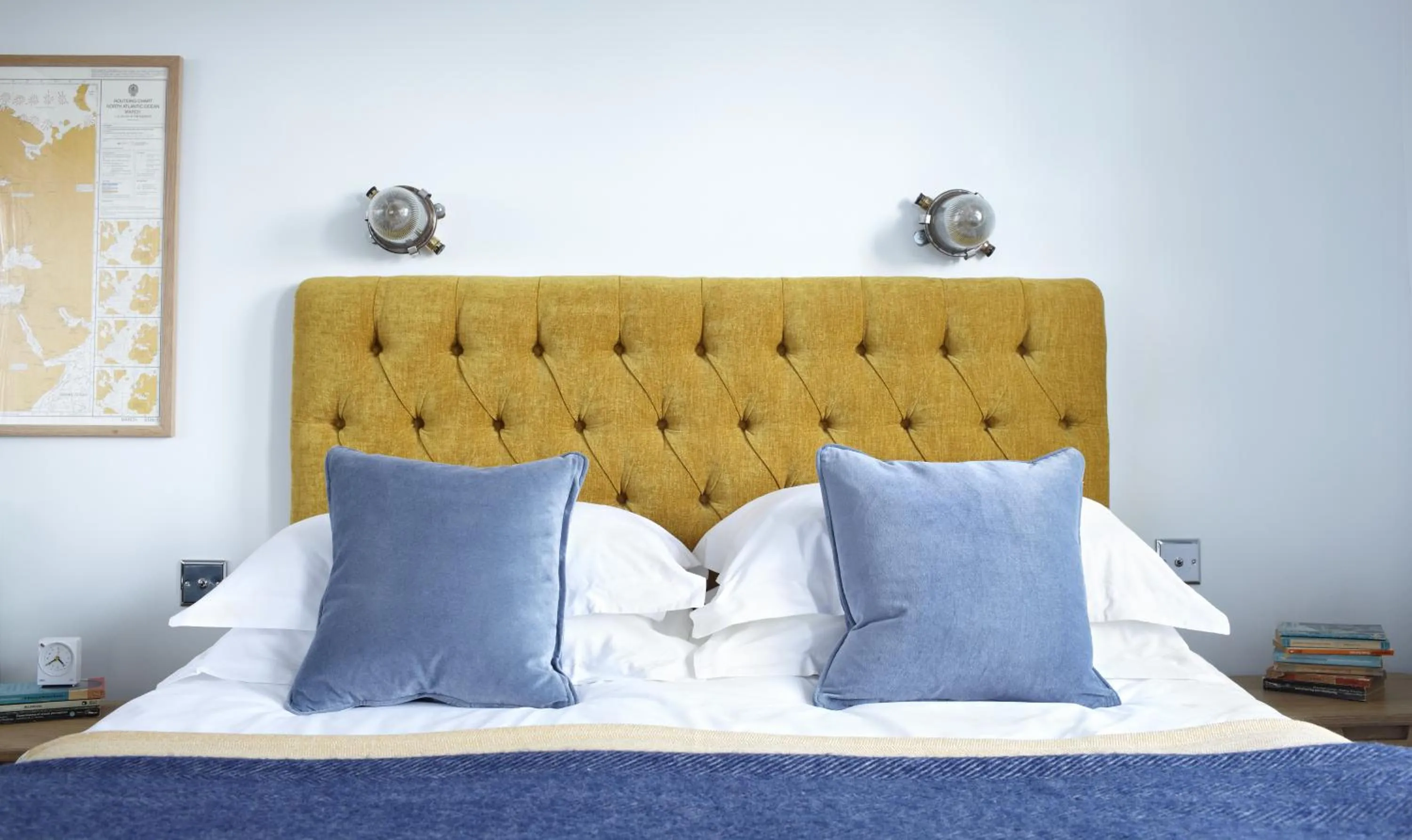 Bedroom, Bed in The Lerryn