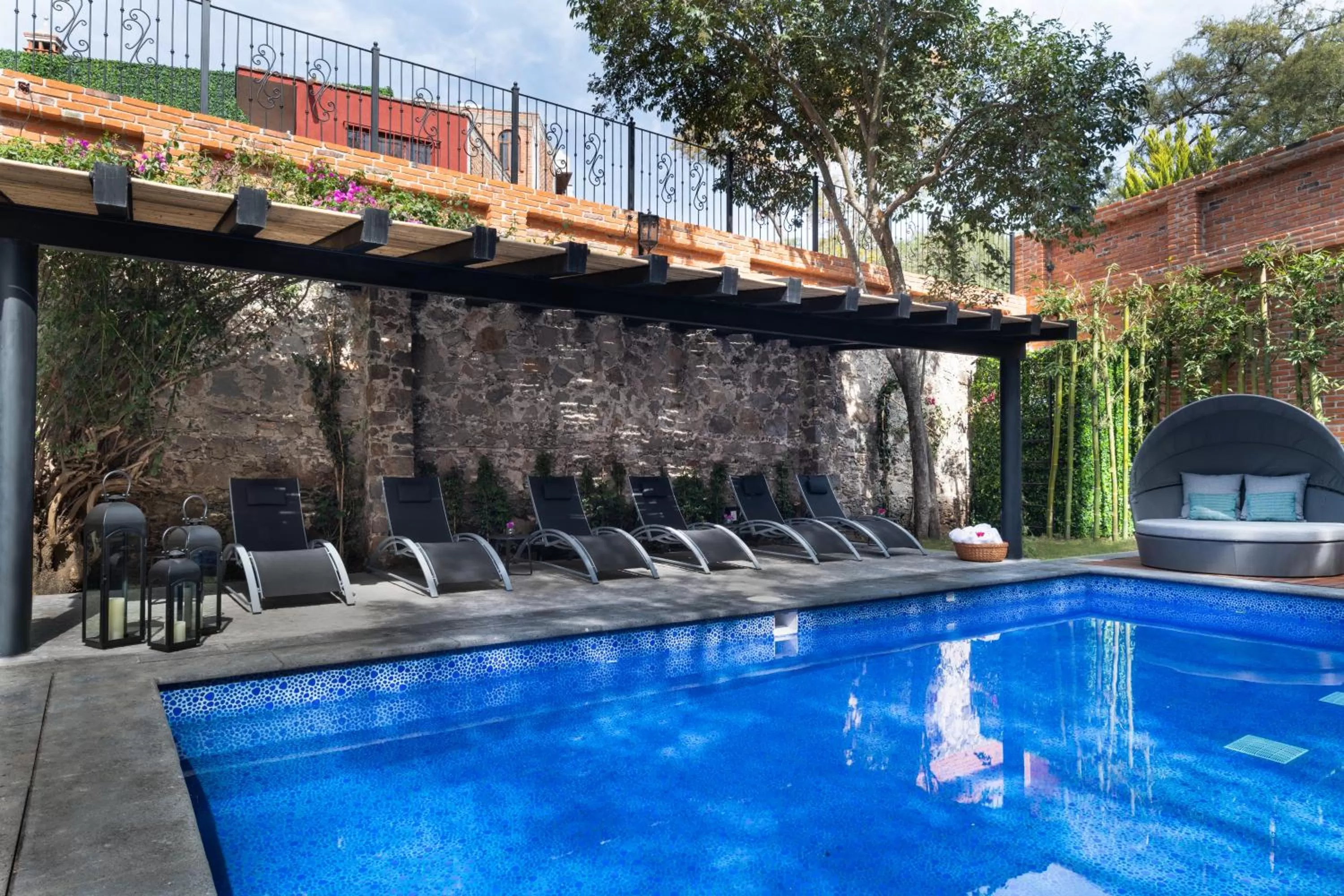 Swimming pool in Matian Hotel Boutique