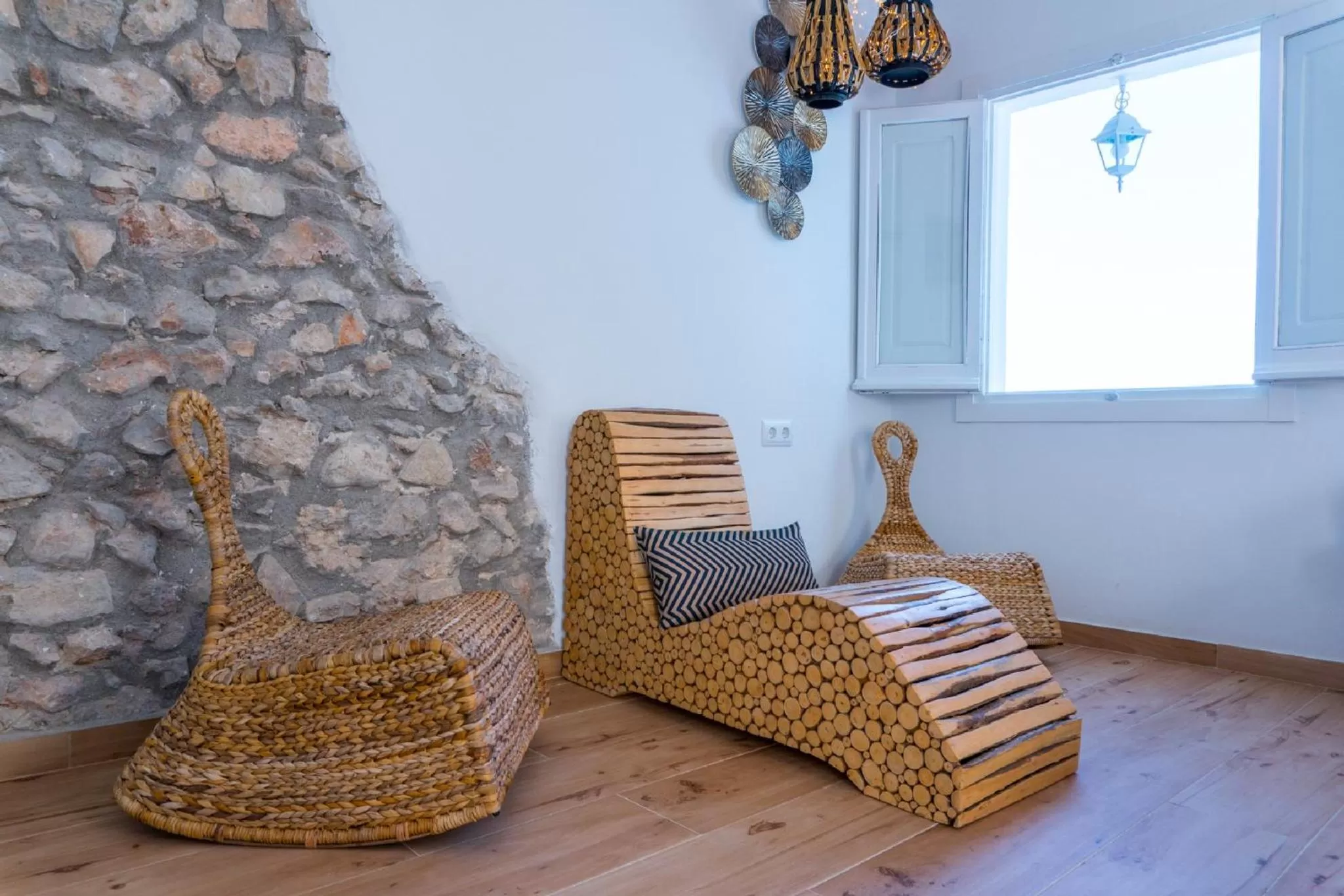 Decorative detail, Bed in Blancos Rooms Hotel