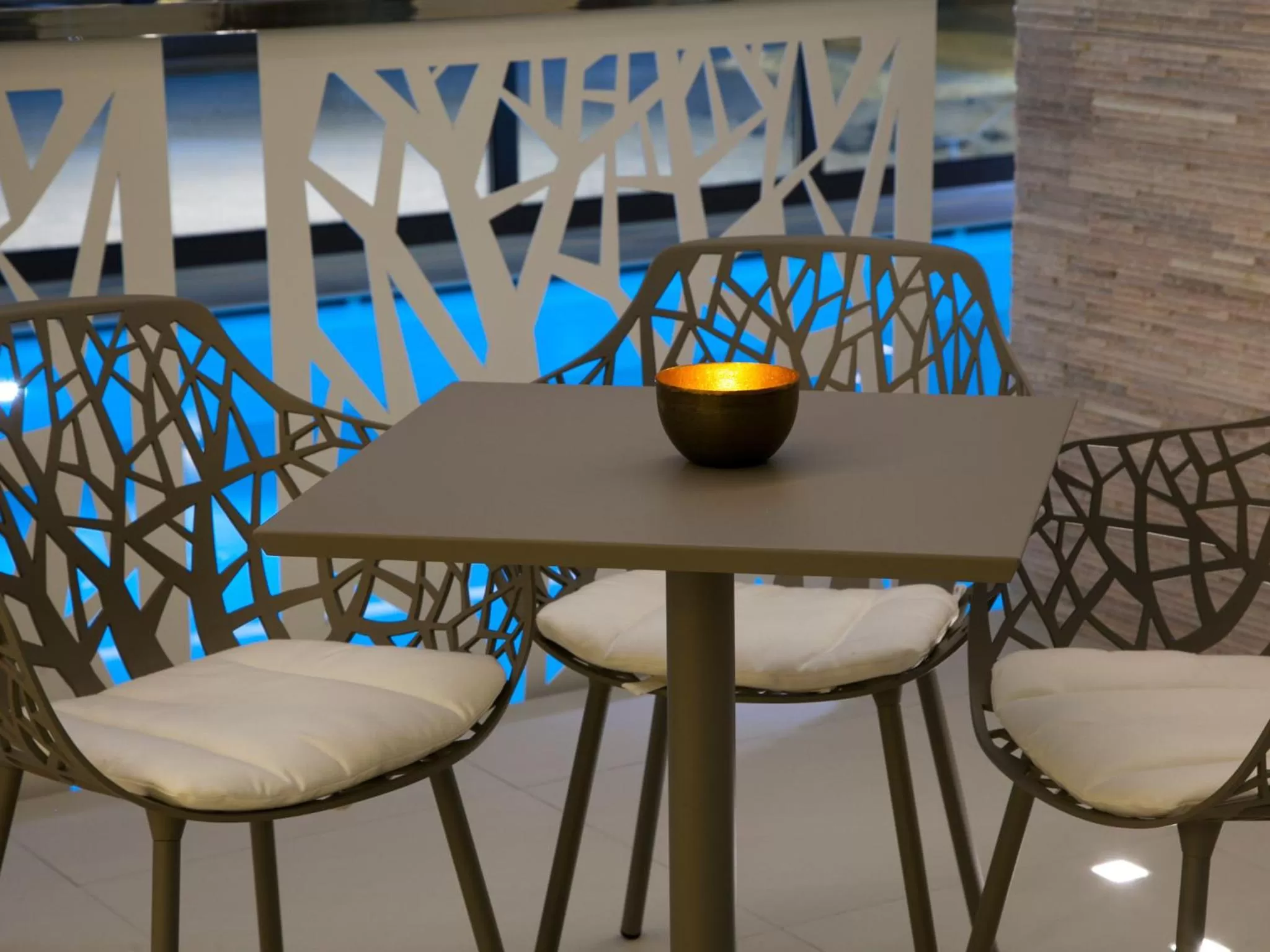 Swimming pool in Hotel Europeo Alpine Charme & Wellness