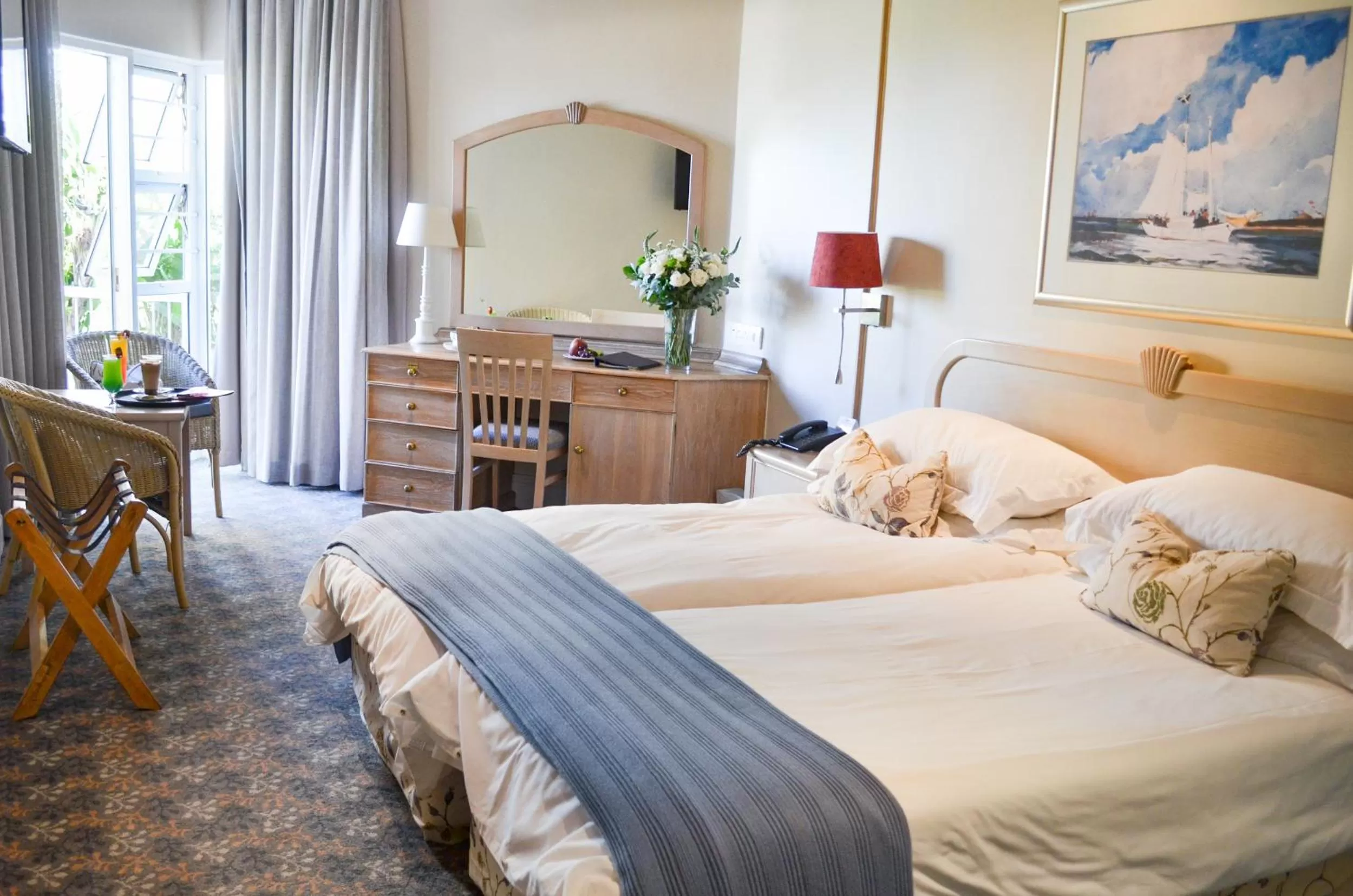 Bedroom, Bed in The Beach Hotel