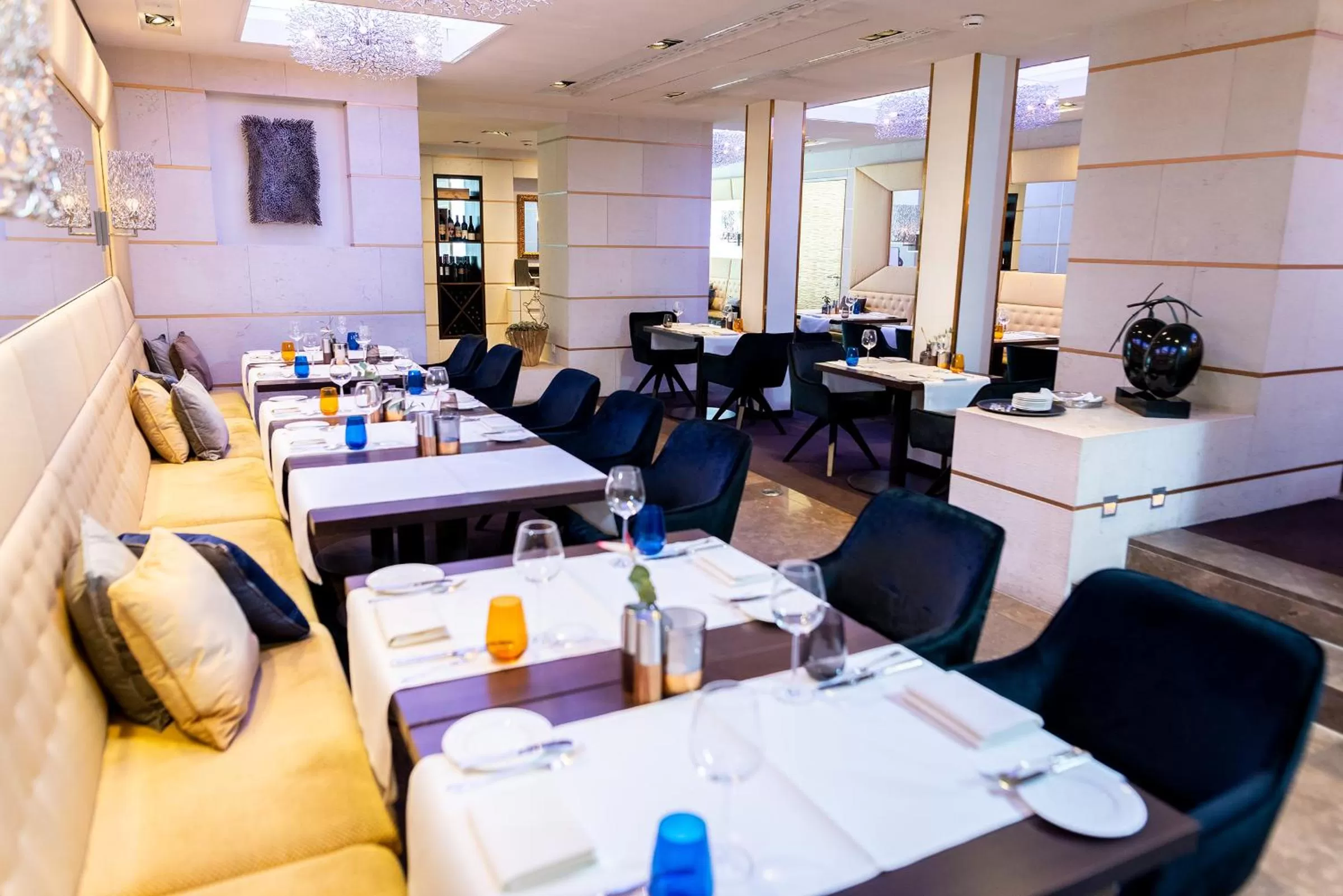 Restaurant/places to eat in Hotel Kaiserhof