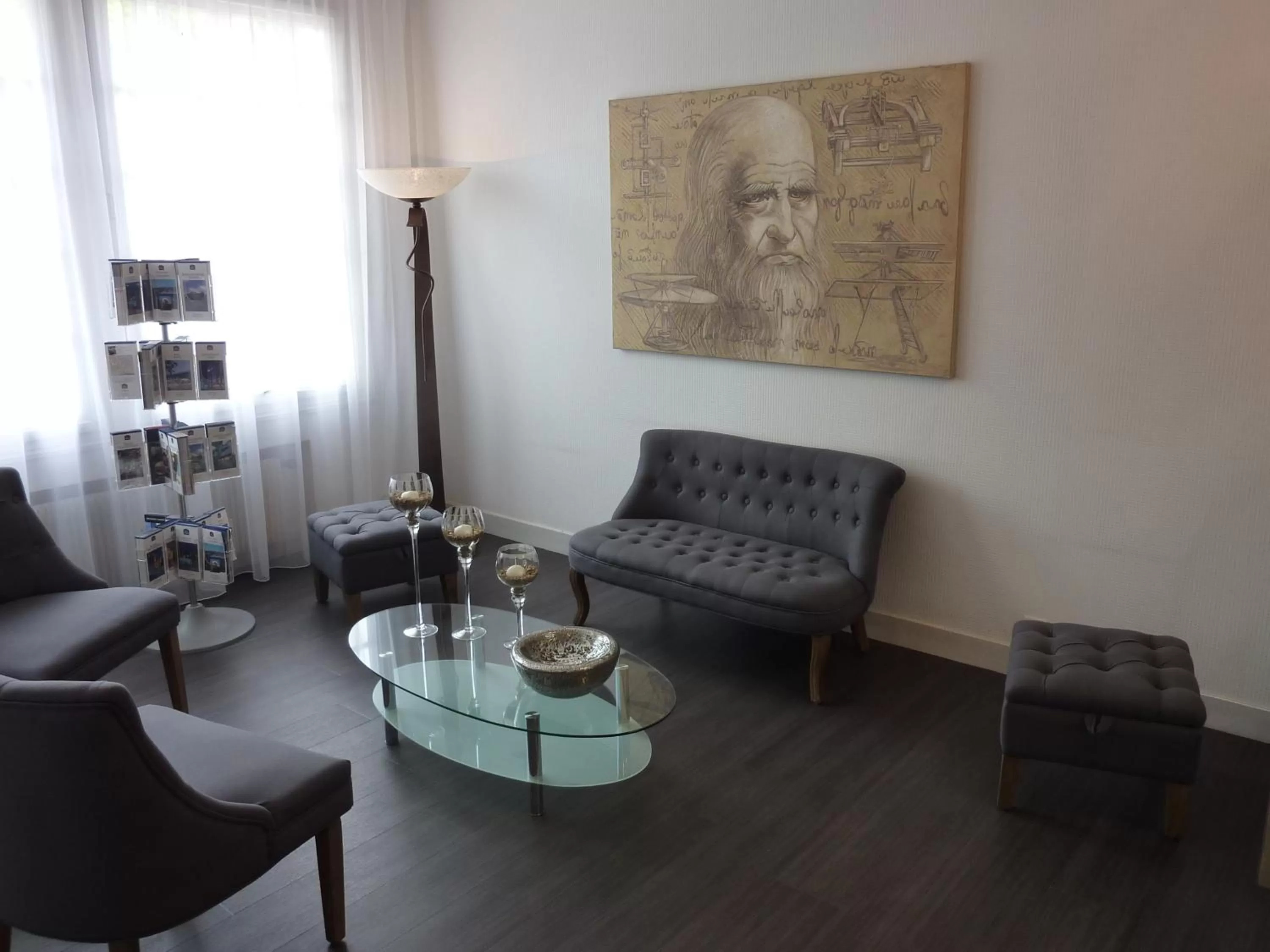 Lobby or reception in Best Western Le Vinci Loire Valley