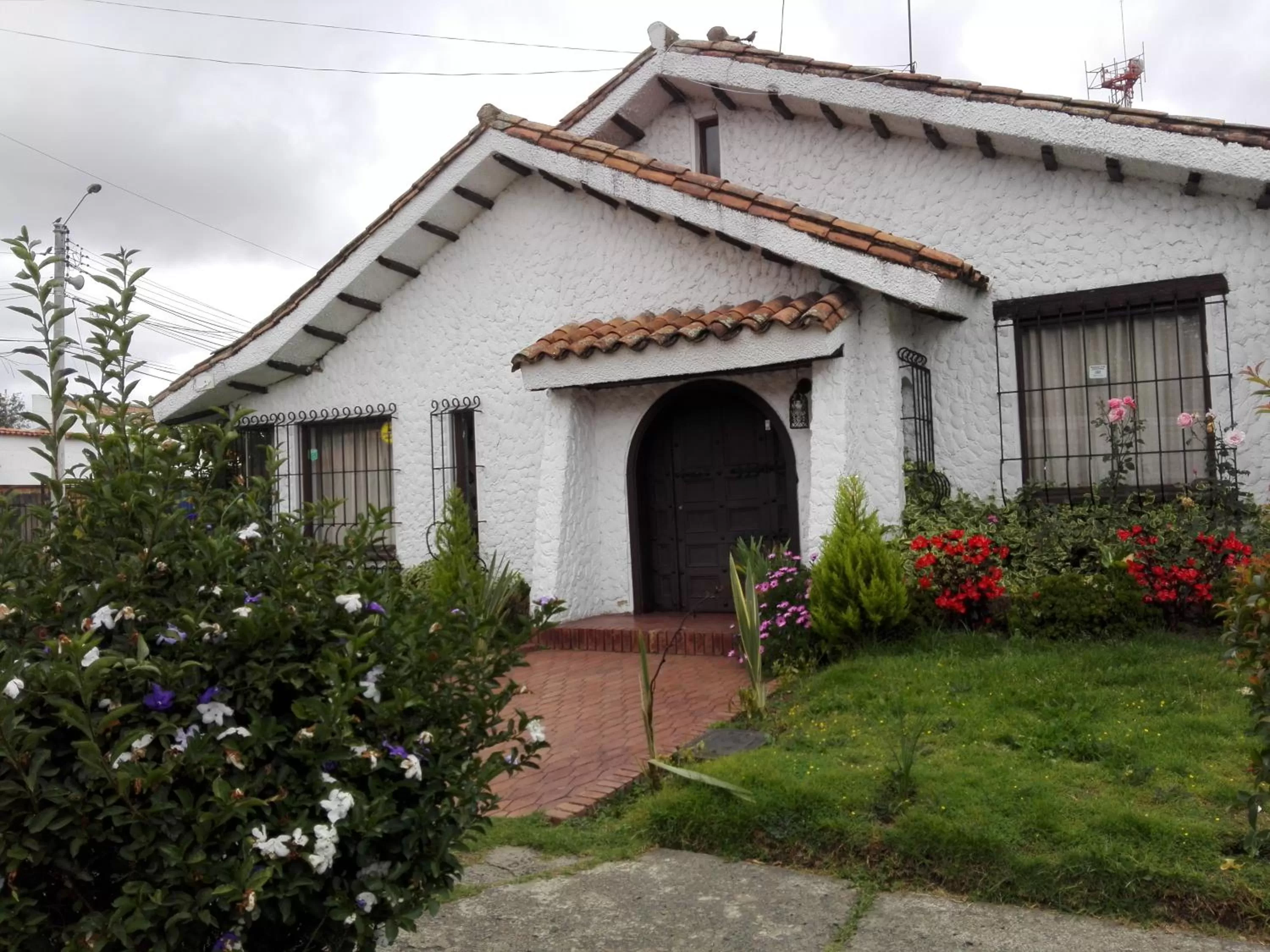 Facade/entrance in Villa Suite Emanuel