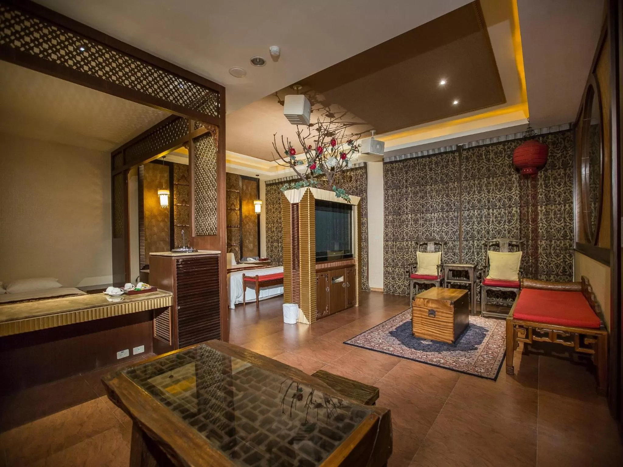 Living room in Moon Area Motel