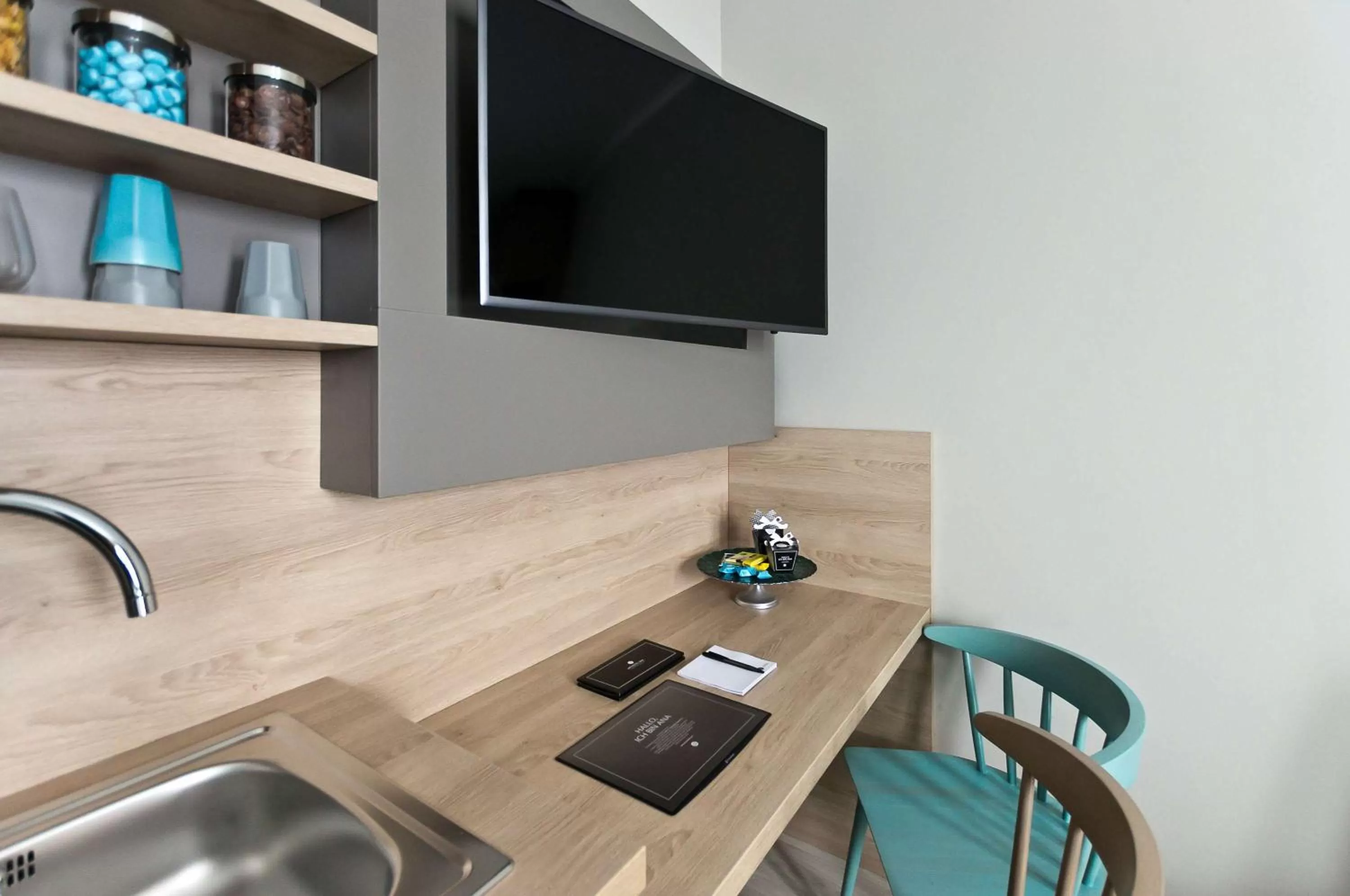 Bedroom in elaya apartments stuttgart boeblingen ehemals Arthotel ANA Living Boeblingen