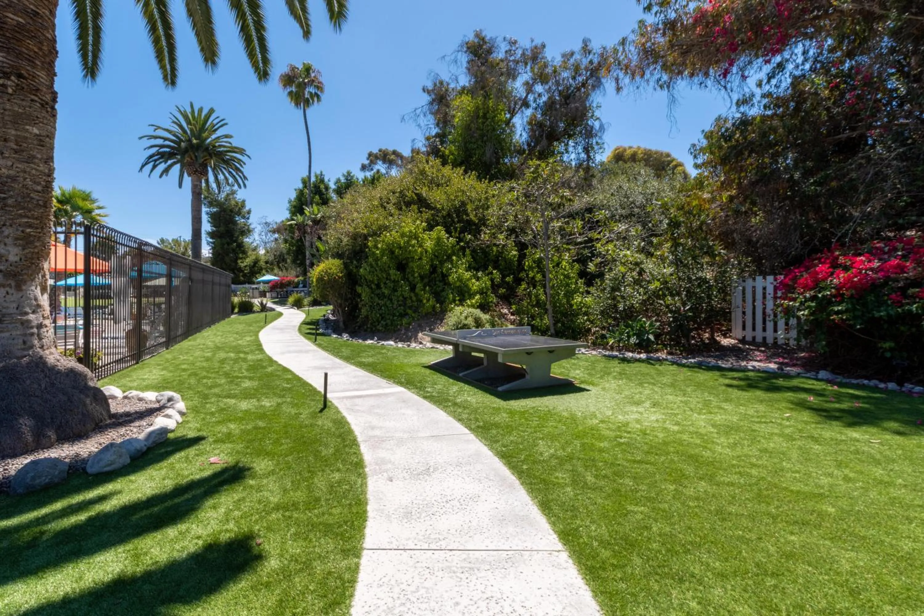 Table tennis in San Clemente Inn