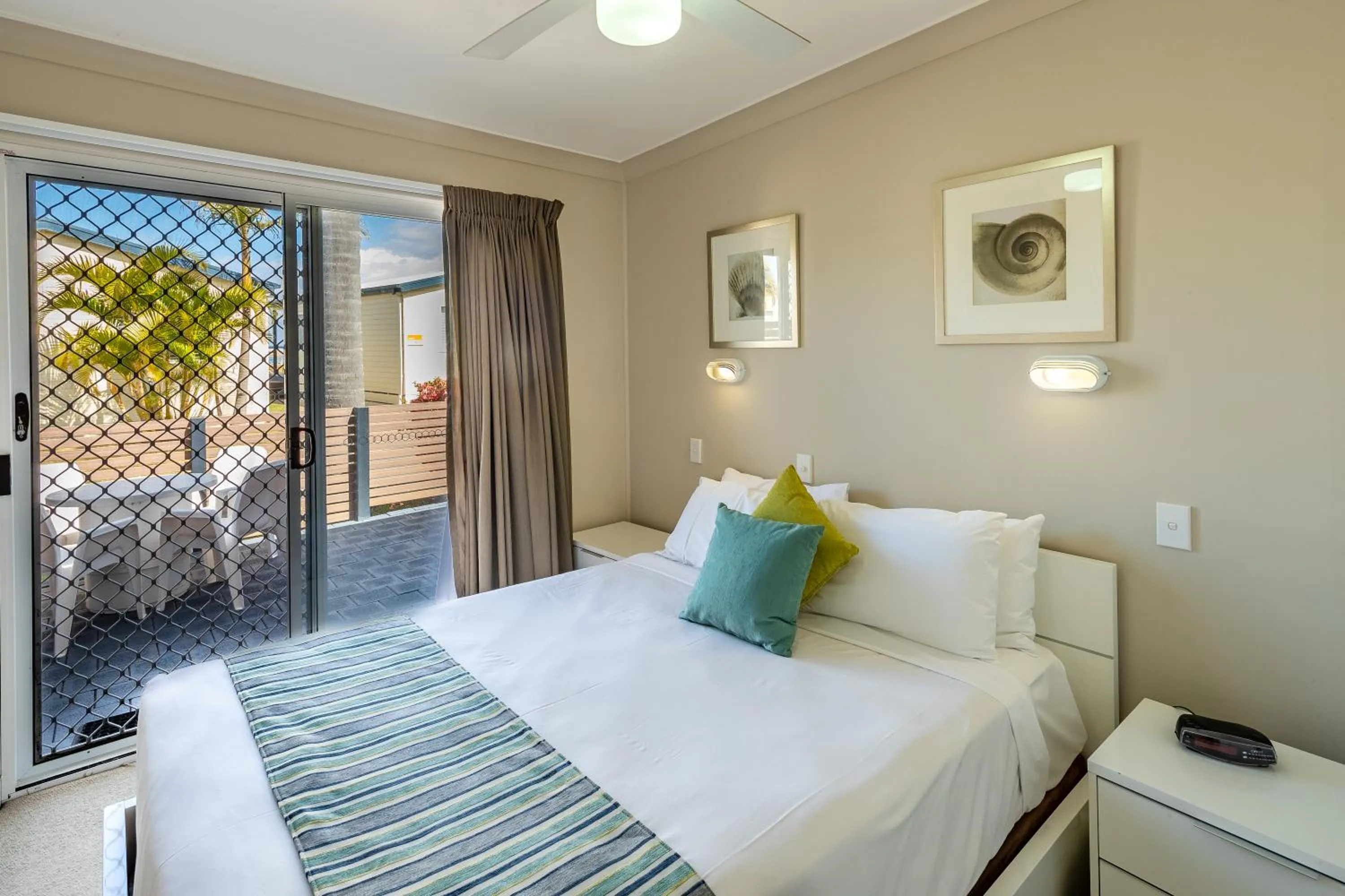 Bedroom, Bed in Ingenia Holidays Nambucca Heads