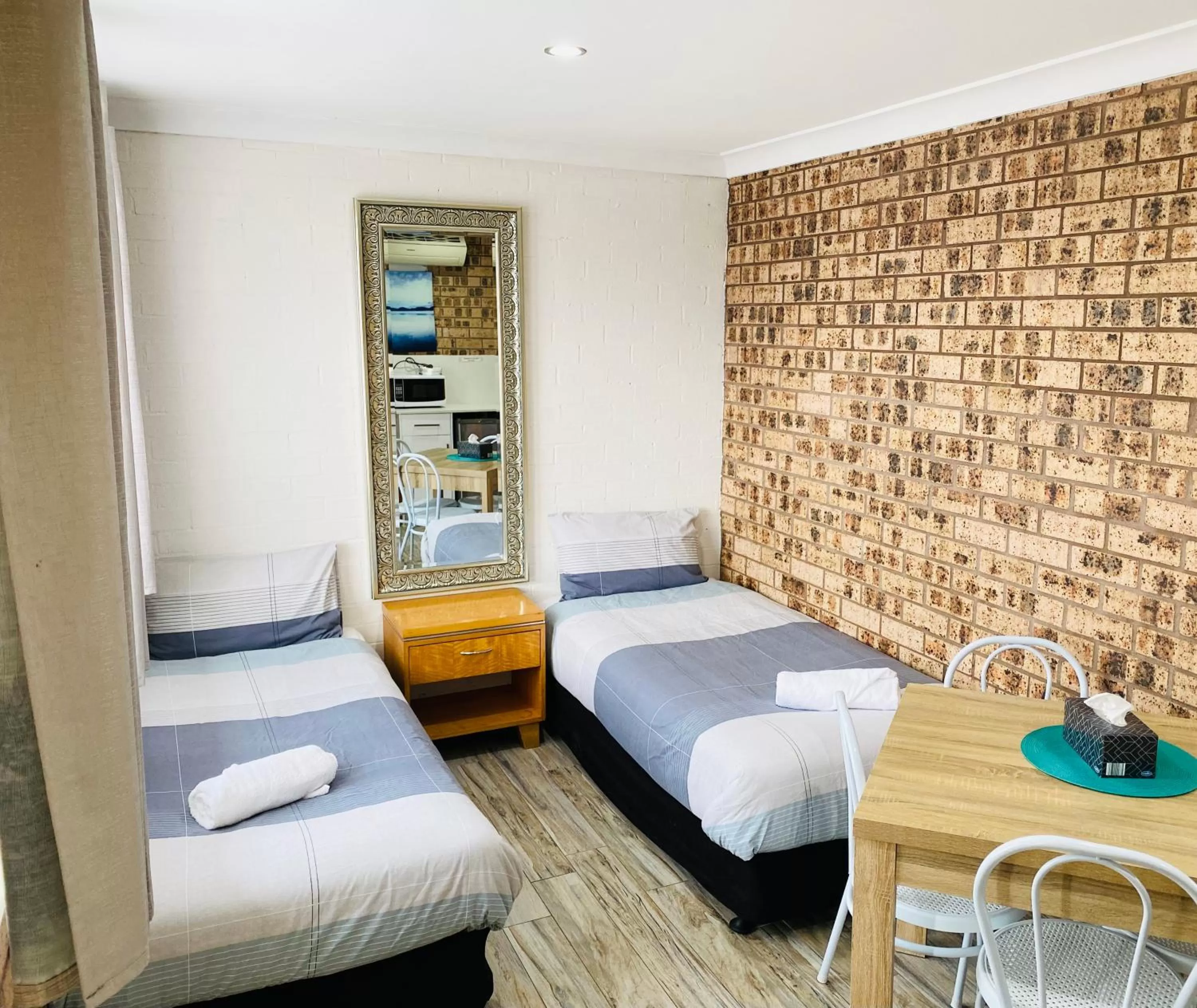 Bed in Buccaneer Motel