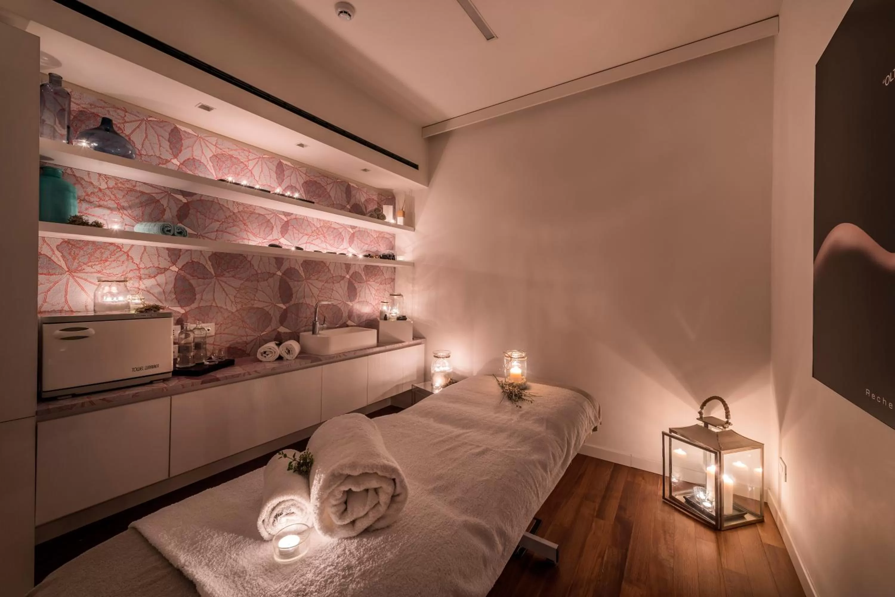 Massage, Bed in Devero Hotel & Spa, BW Signature Collection
