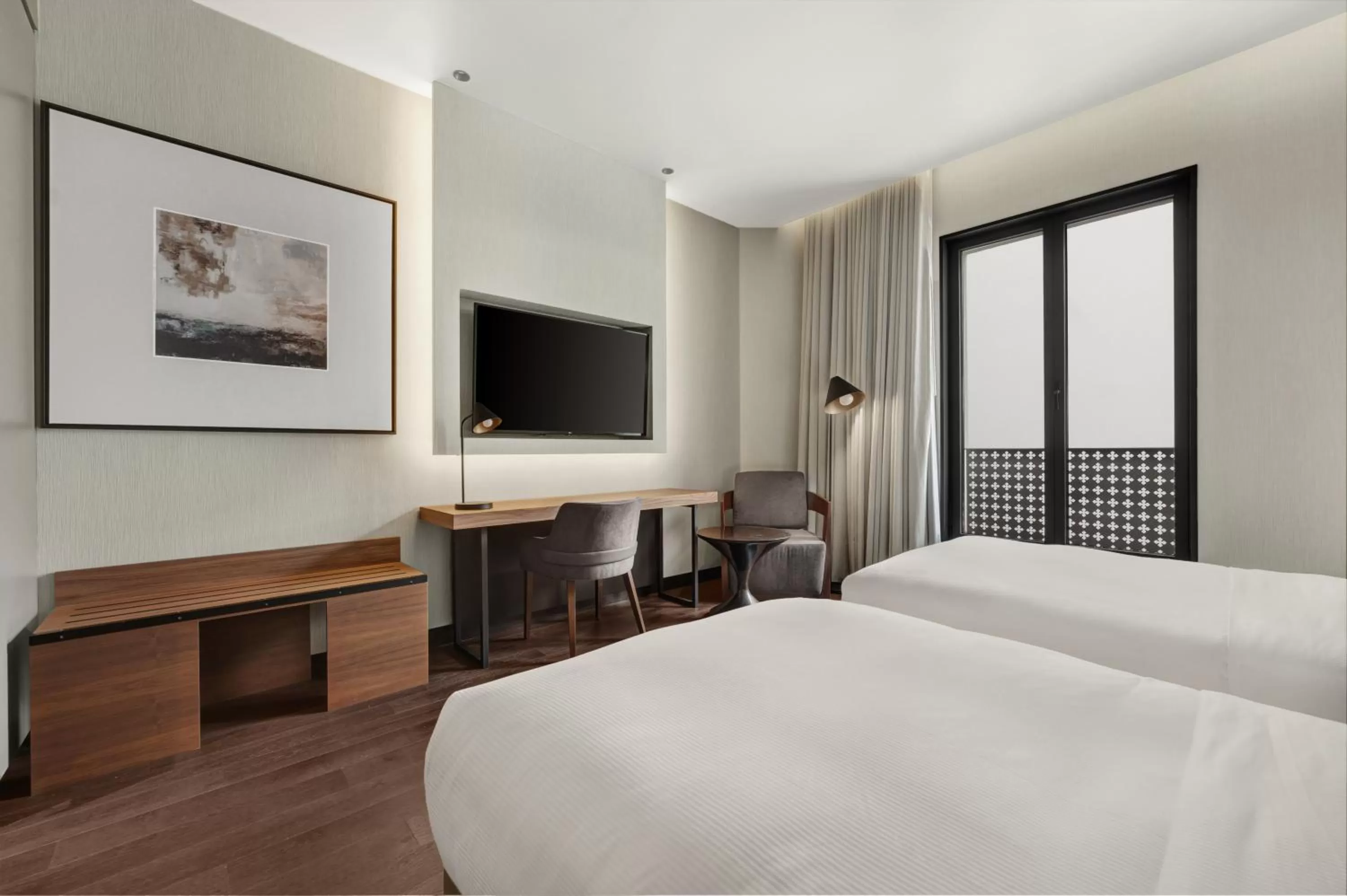 Executive Twin Room in Hilton Porto Gaia