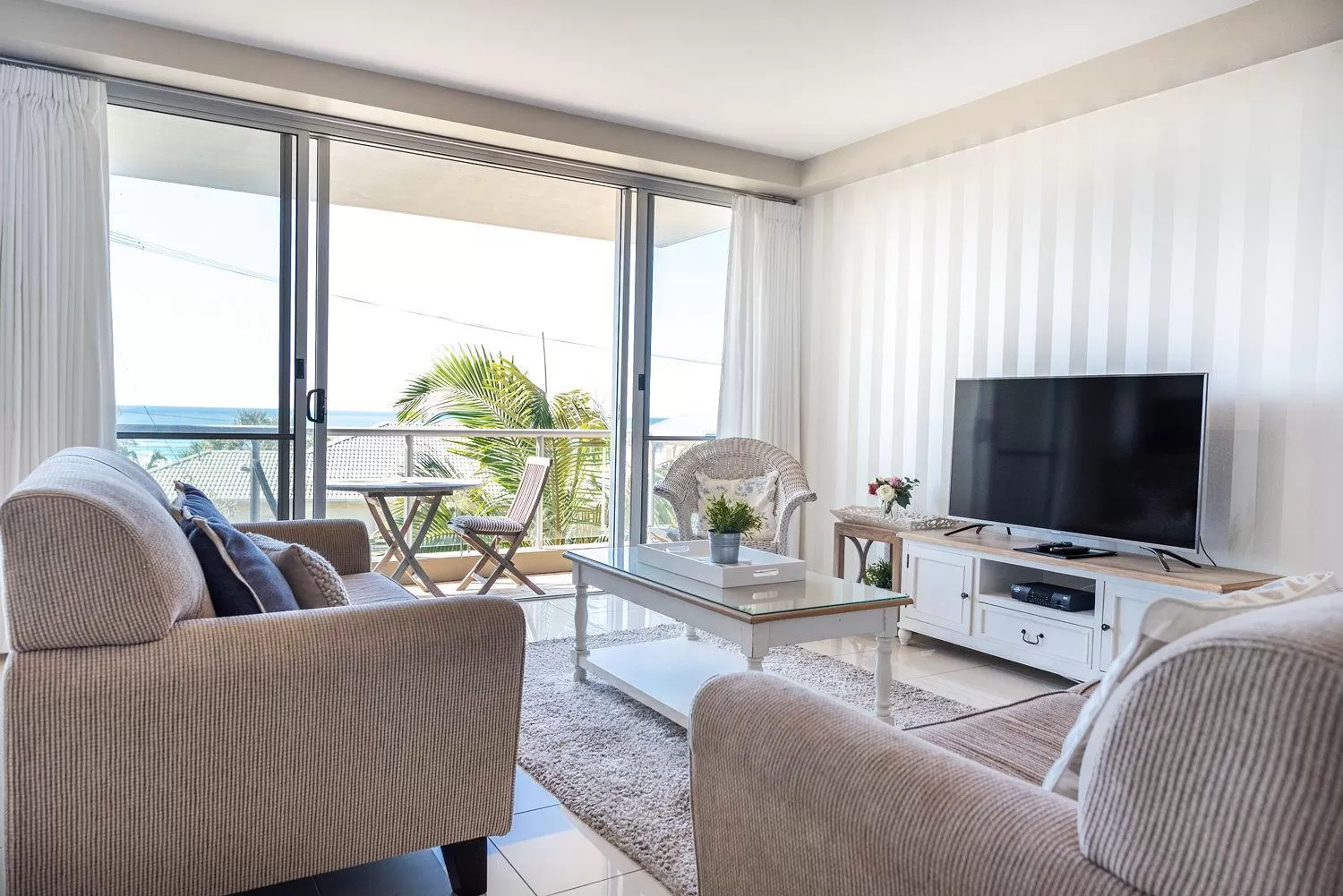 Living room in Grandview Apartments