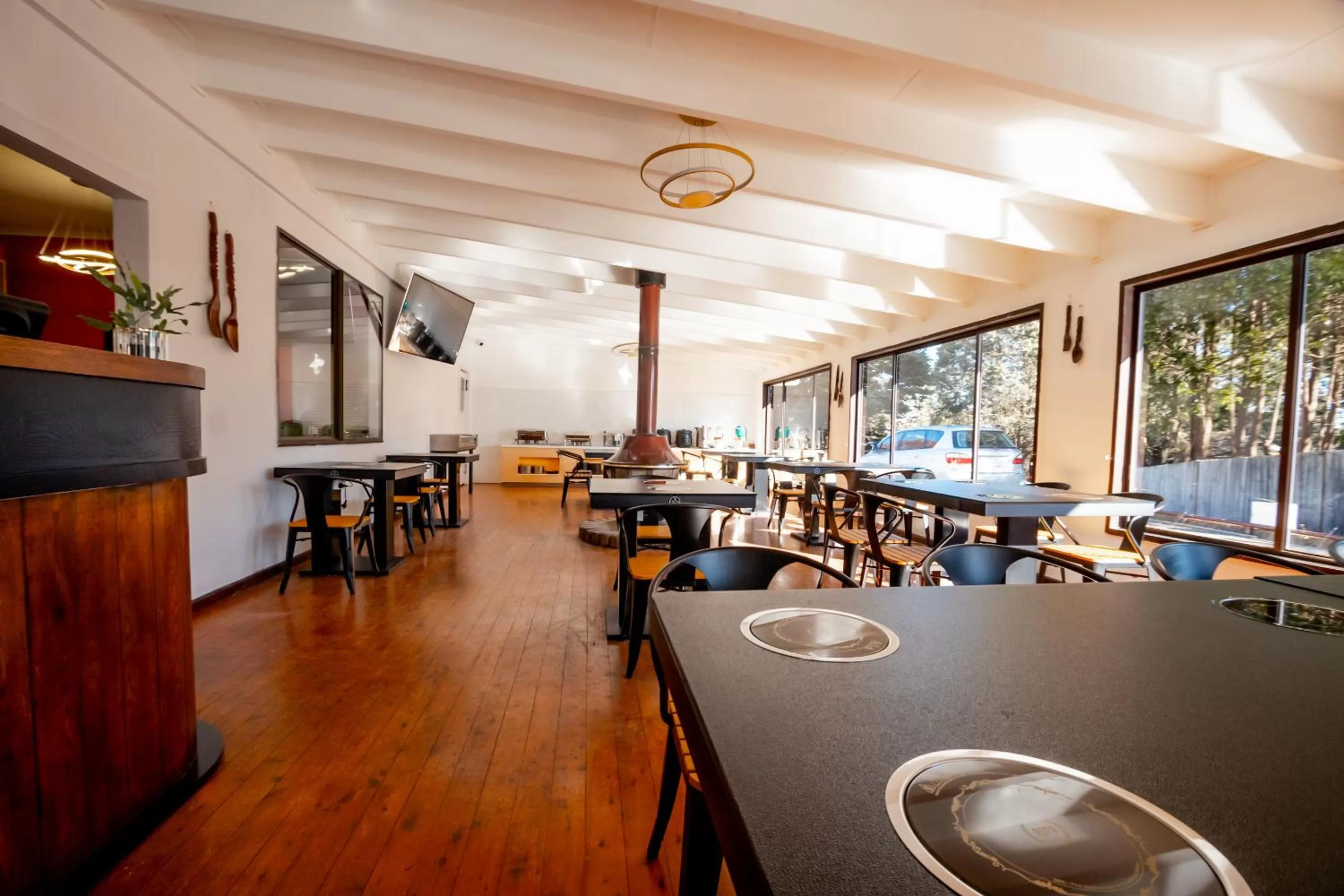 Restaurant/places to eat in Hearty Center Motel