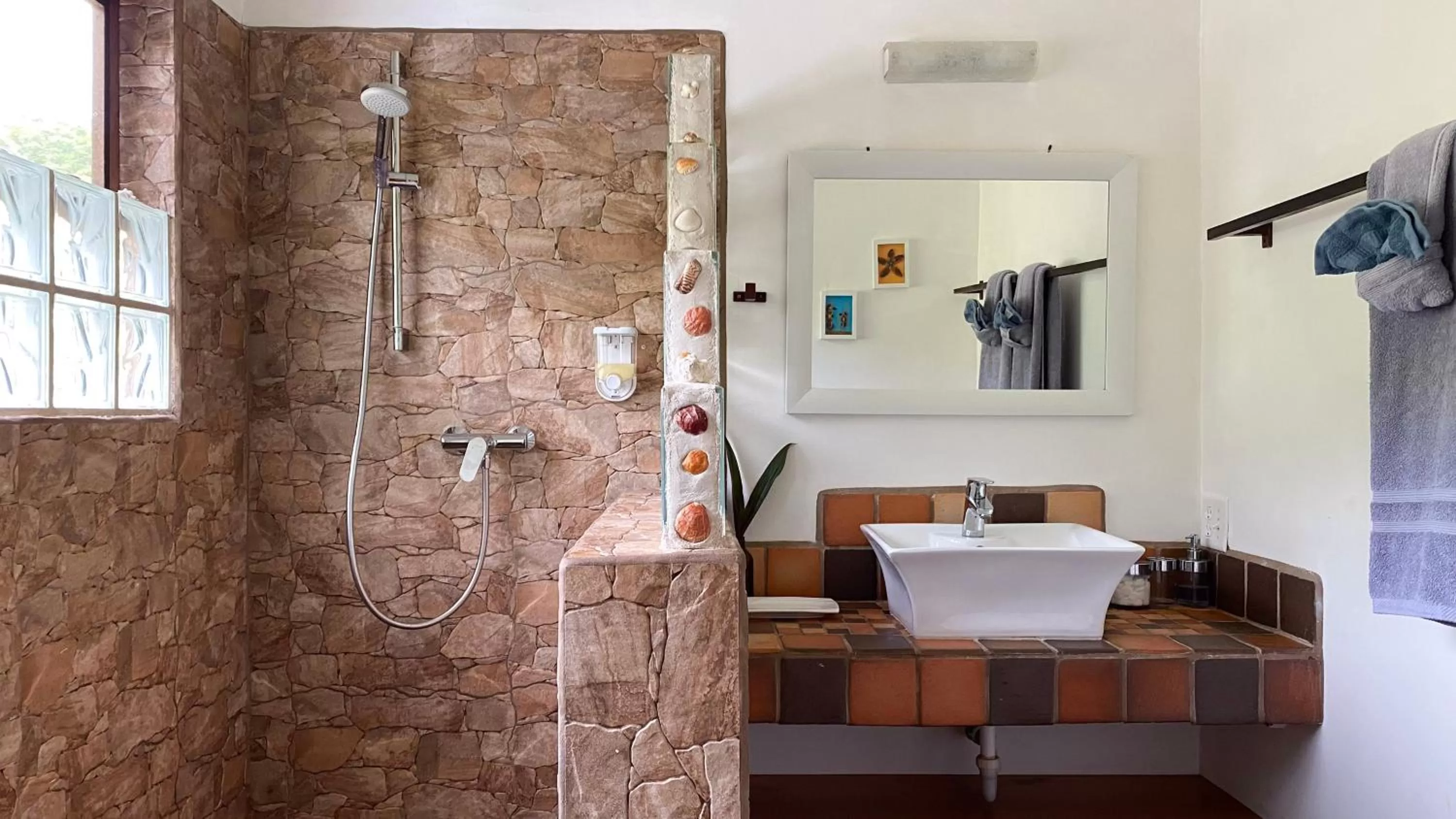 Bathroom in Turtle Beach House