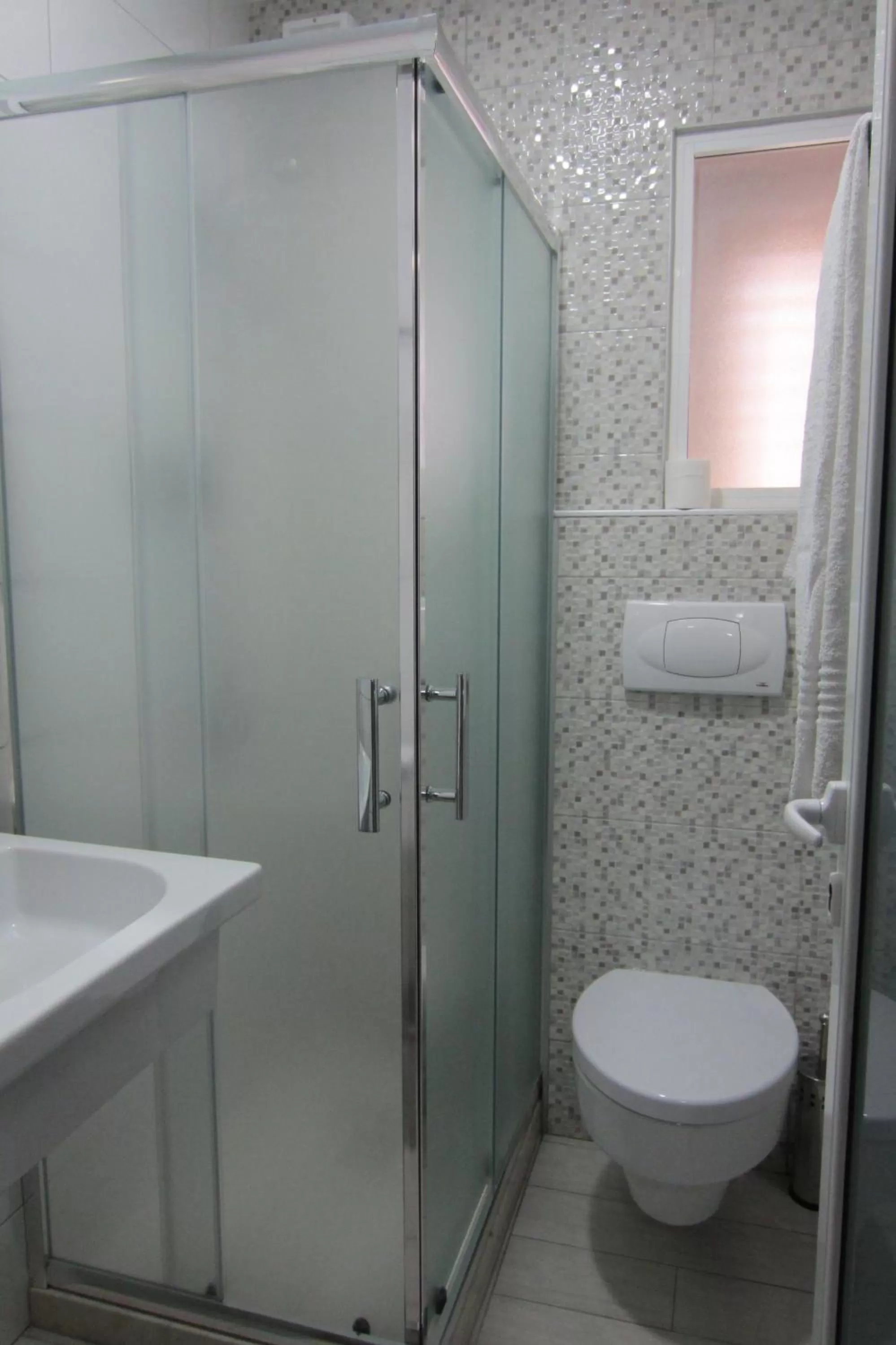 Bathroom in Freddy's Hotel