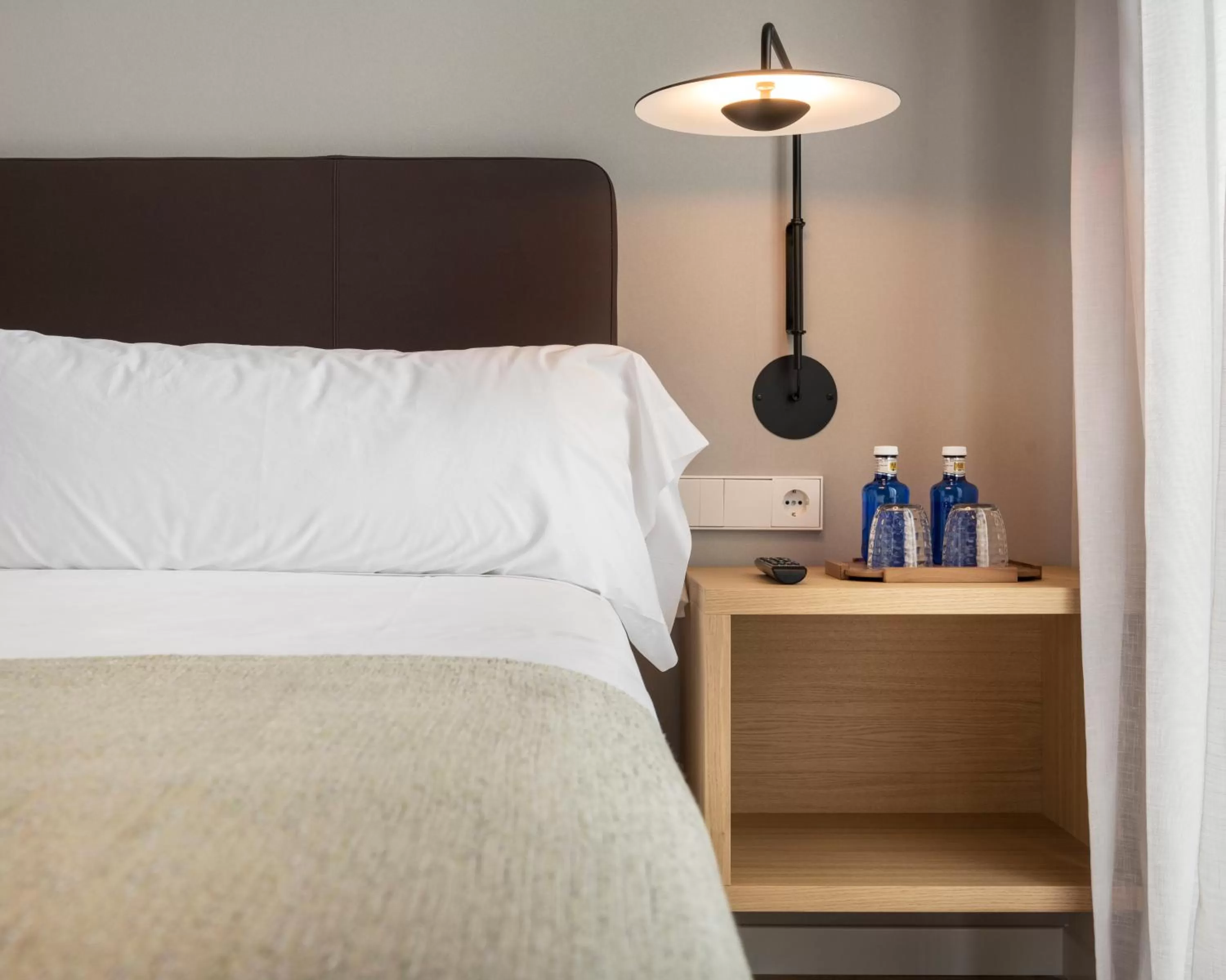 Photo of the whole room, Bed in Alta House Begur