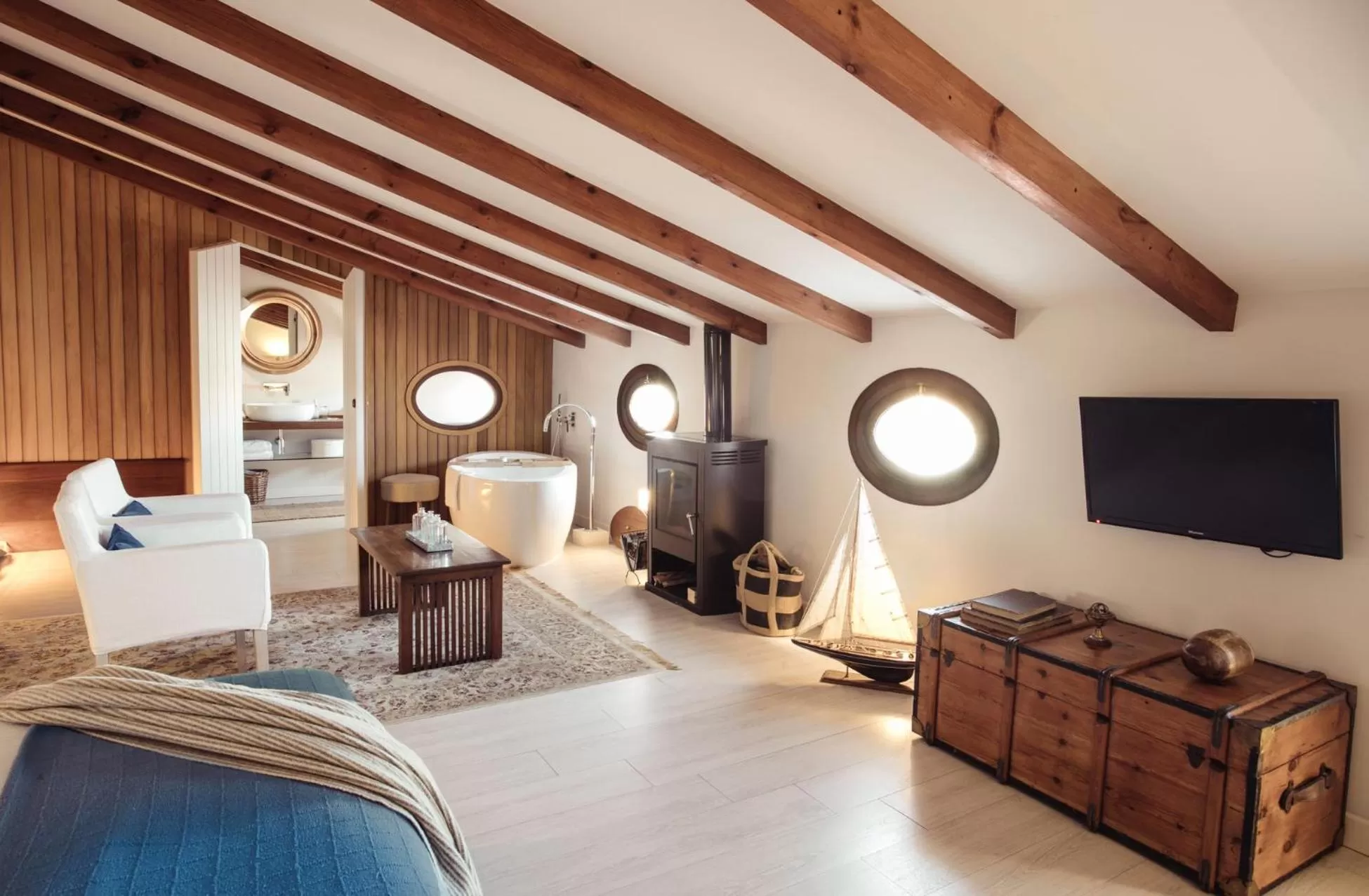 Communal lounge/ TV room in Jardí de Ses Bruixes Boutique Hotel