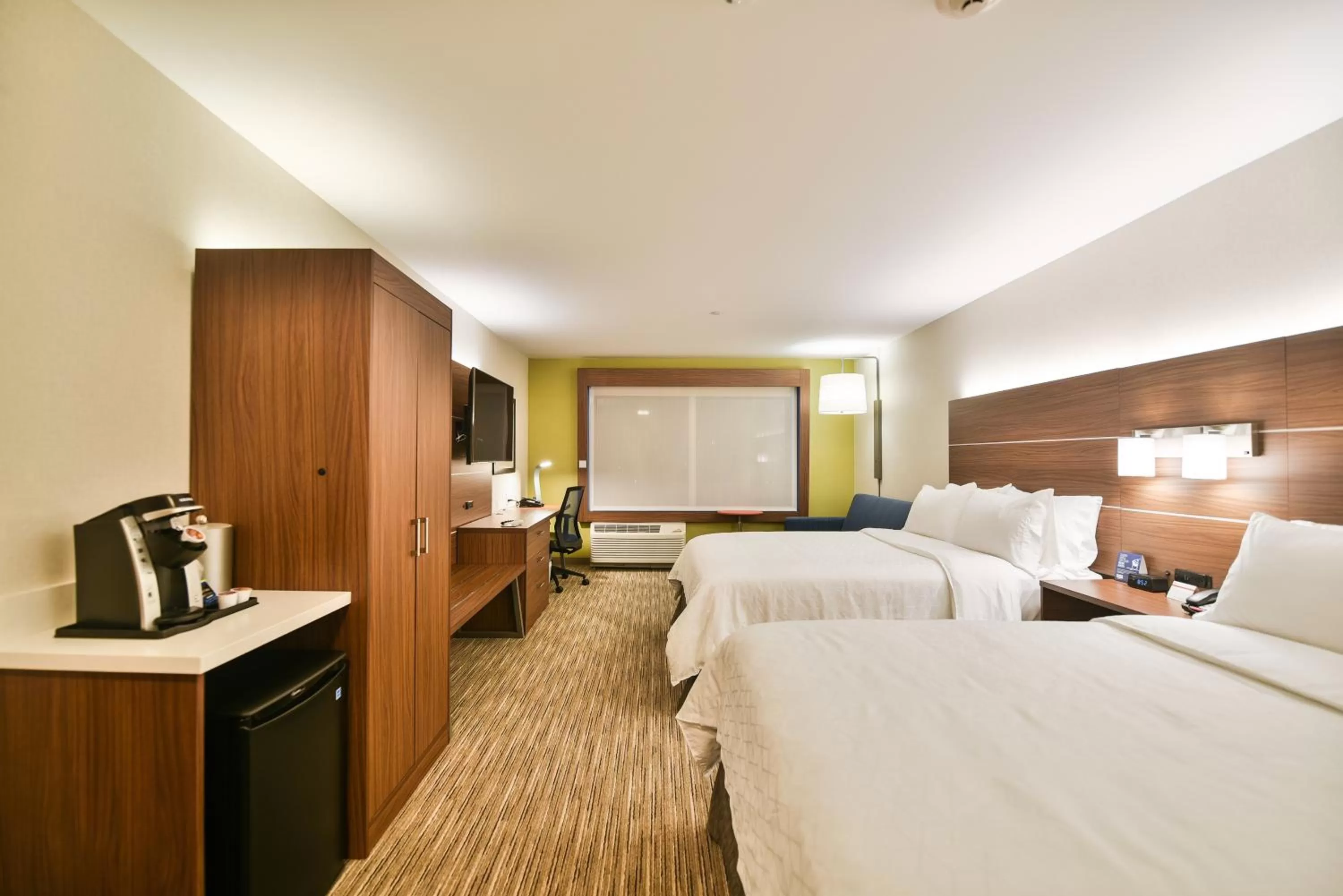 Bedroom, Bed in Holiday Inn Express & Suites Lehi - Thanksgiving Point by IHG