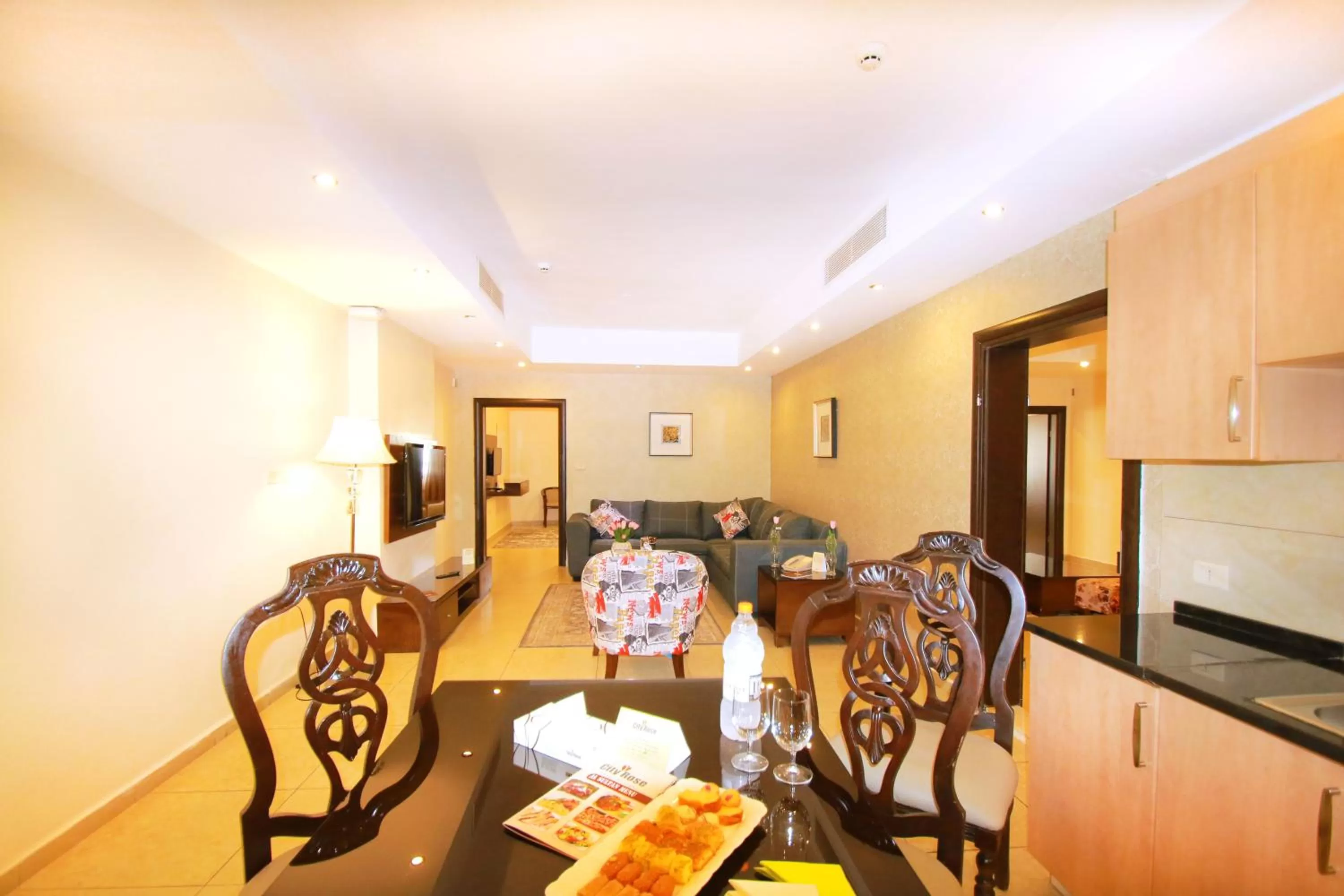 City Rose Hotel Suites