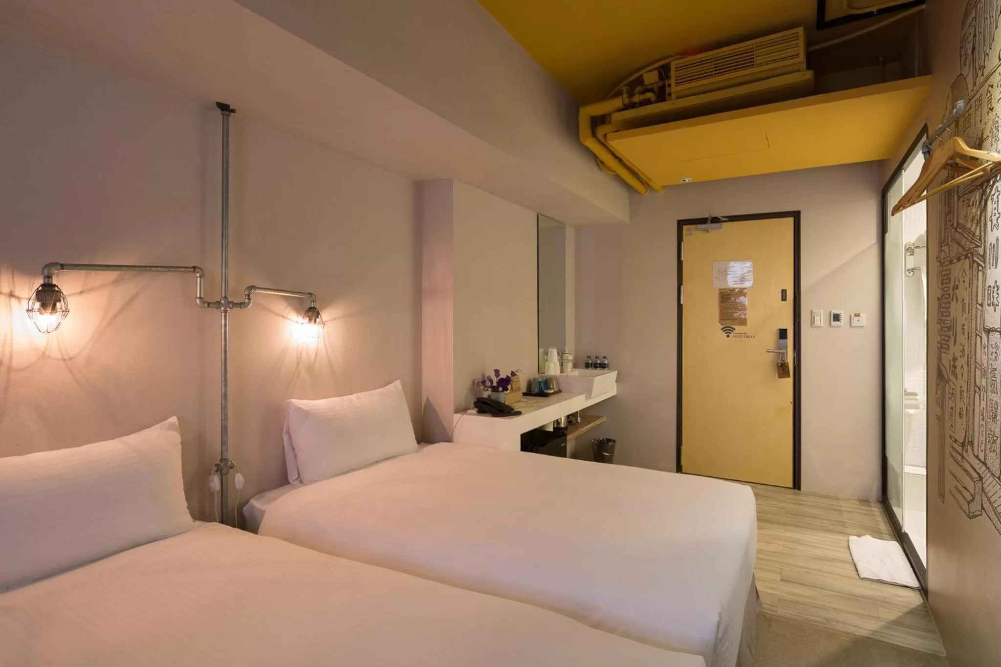 Photo of the whole room, Bed in Cho Hotel