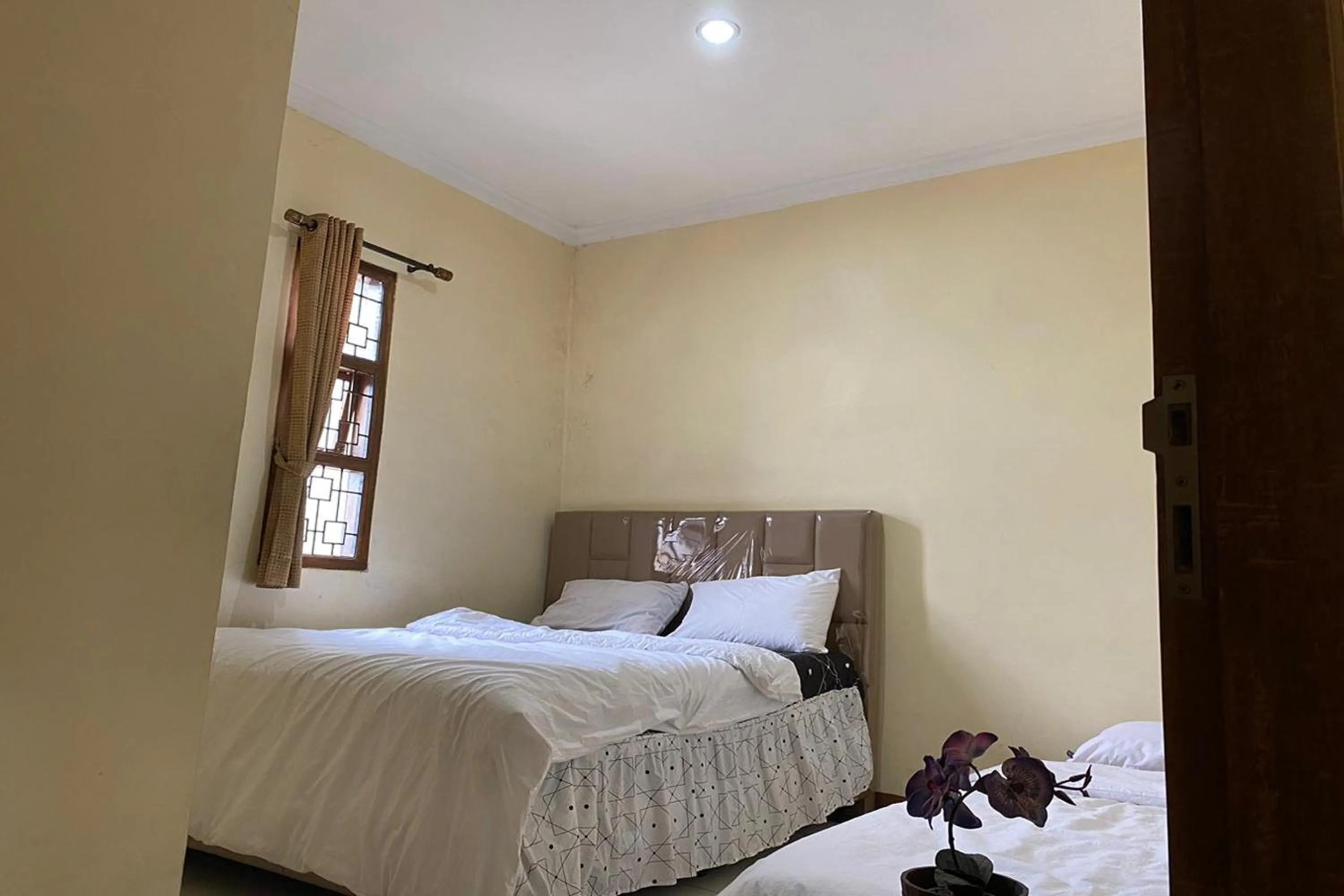 Bed in Villa Buana Graha Syariah