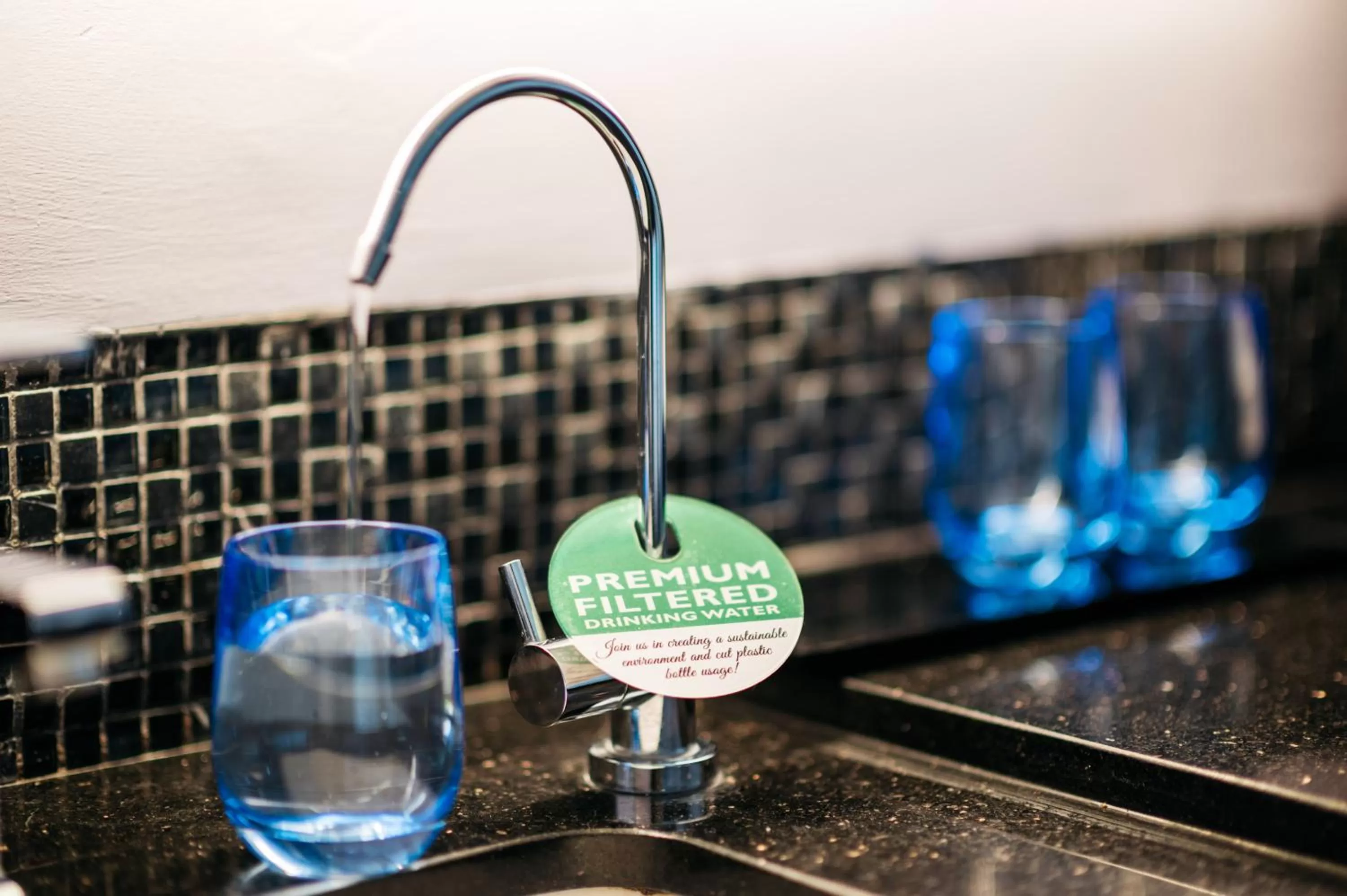 Food in Mercure Singapore Tyrwhitt