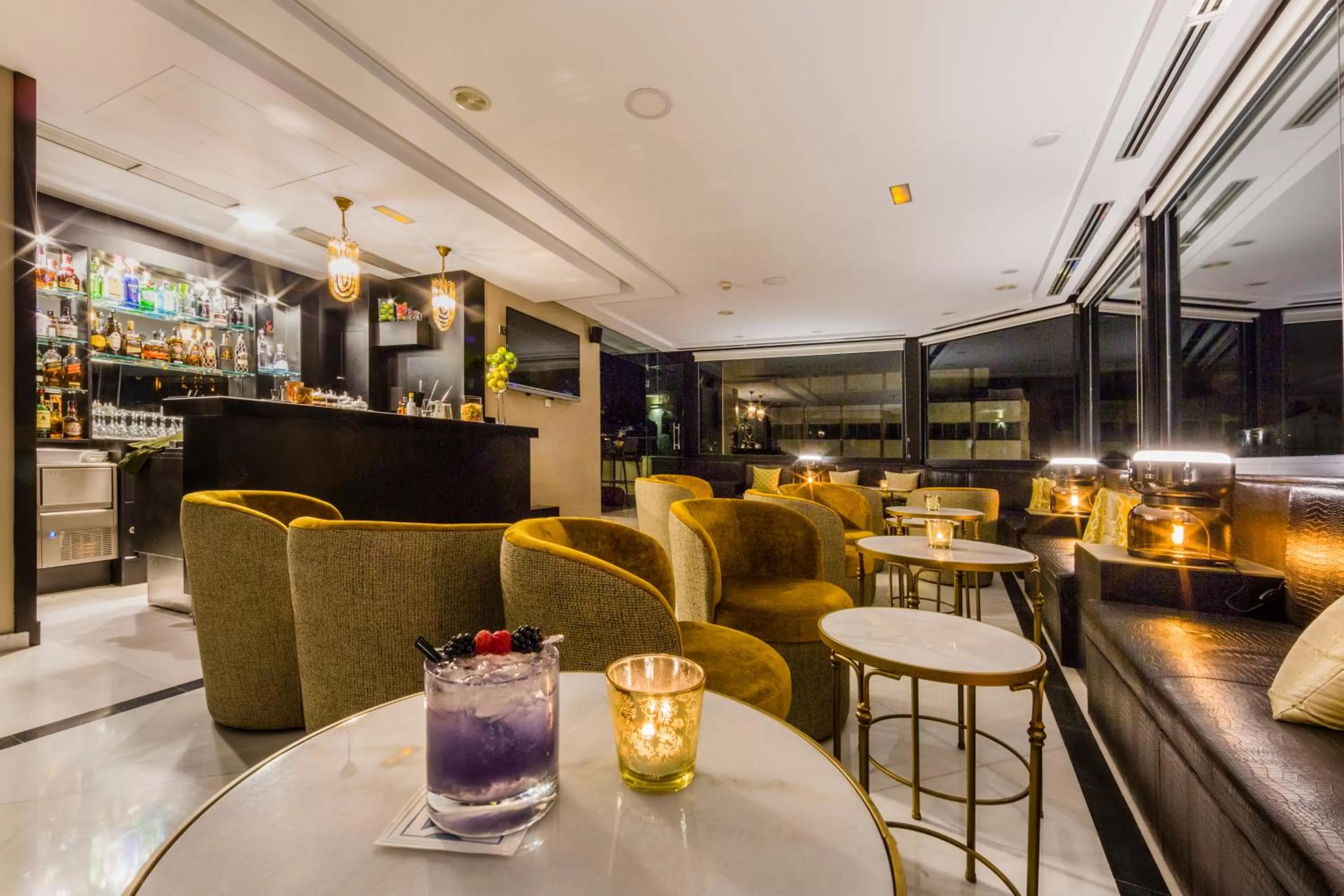 Lounge or bar in Eurostars Gran Via