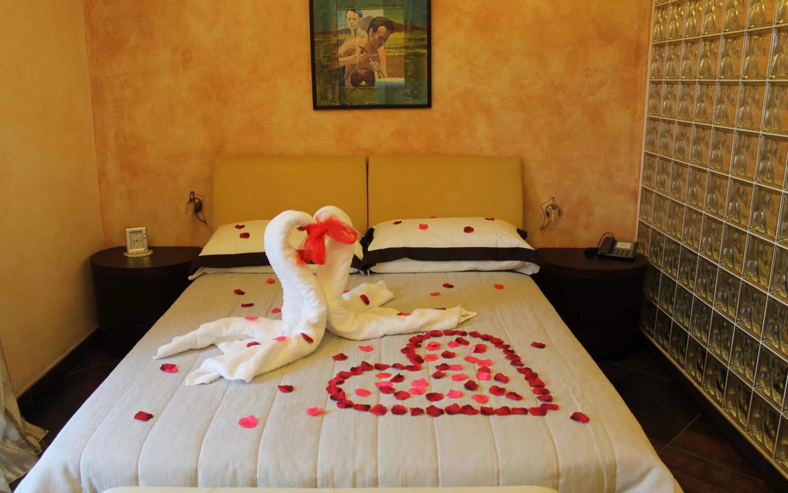 Bed in Abalon Pompei Resort