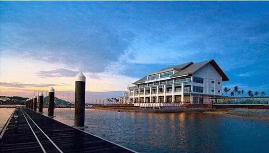 Property building in Duyong Marina & Resort