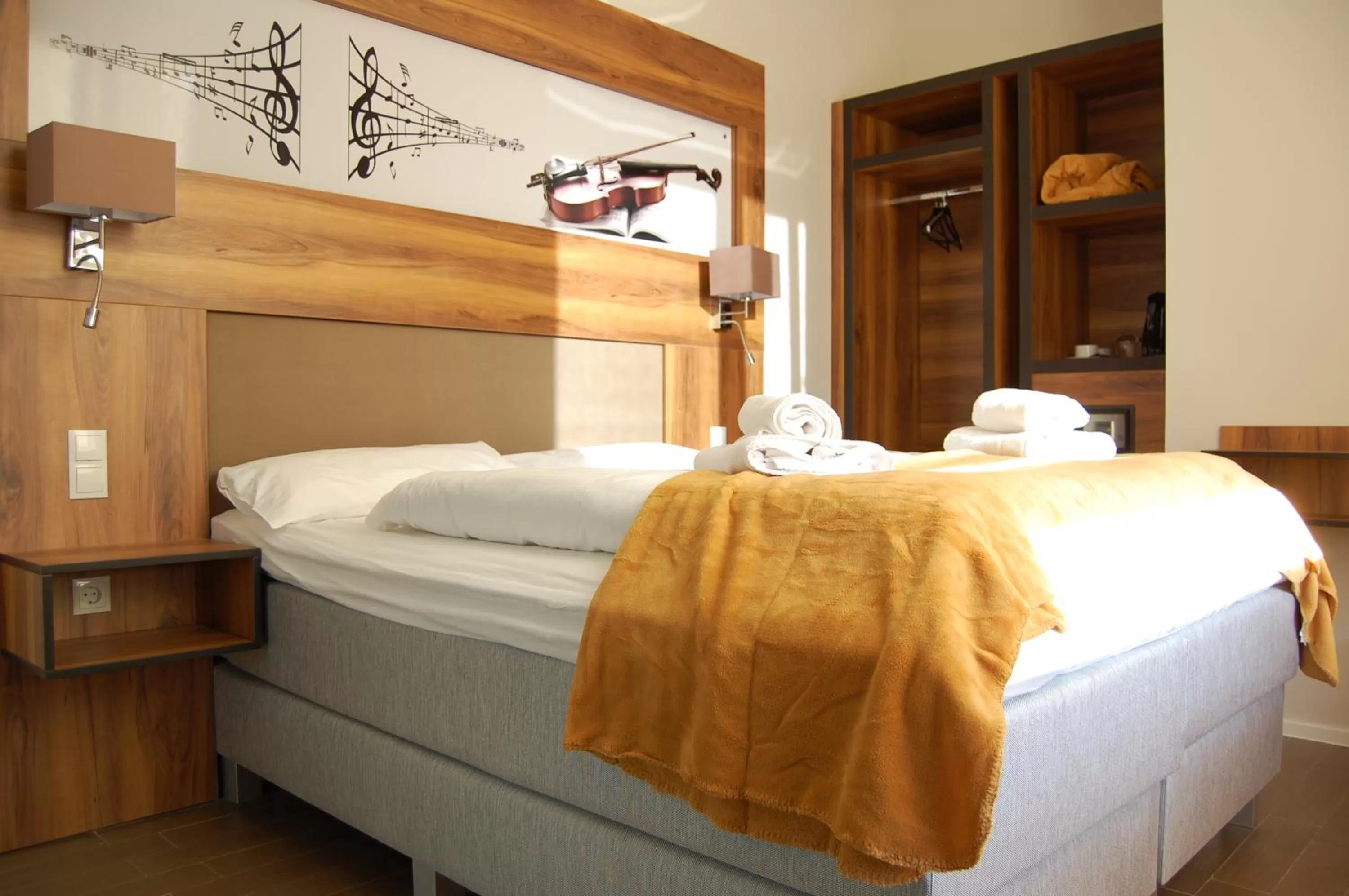 Bed in Apollo Hotel Vienna