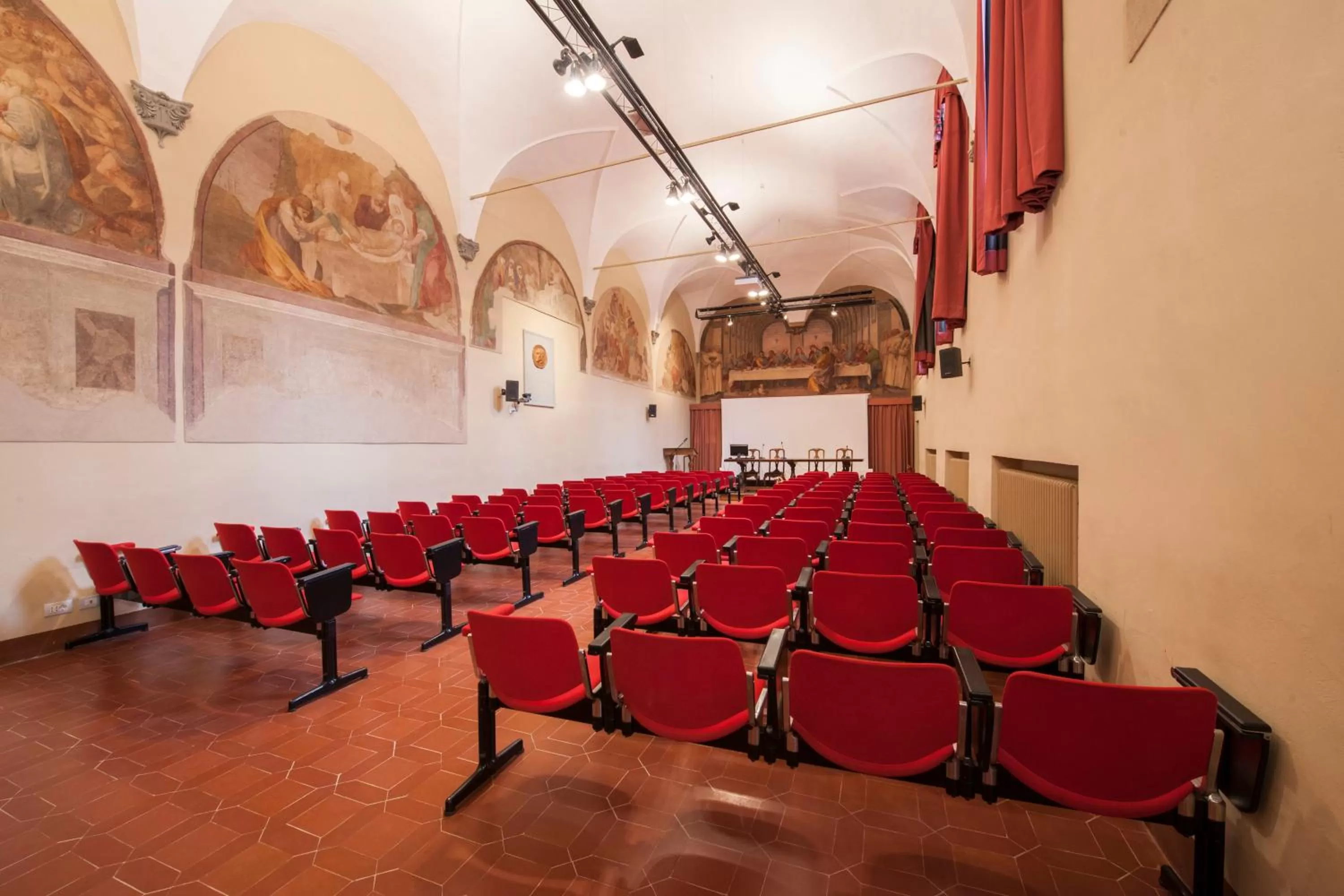 Business facilities in Certosa di Pontignano Residenza d'Epoca - Place of Charme