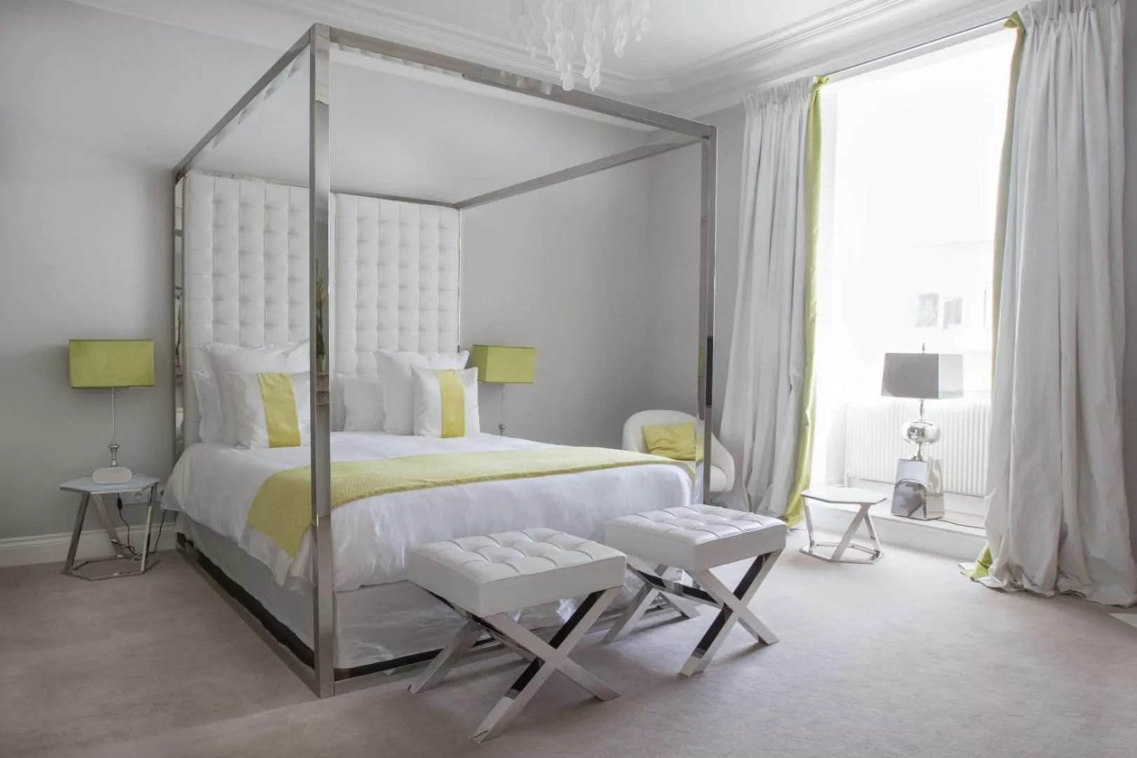 Photo of the whole room, Bed in Clarance Hotel Lille