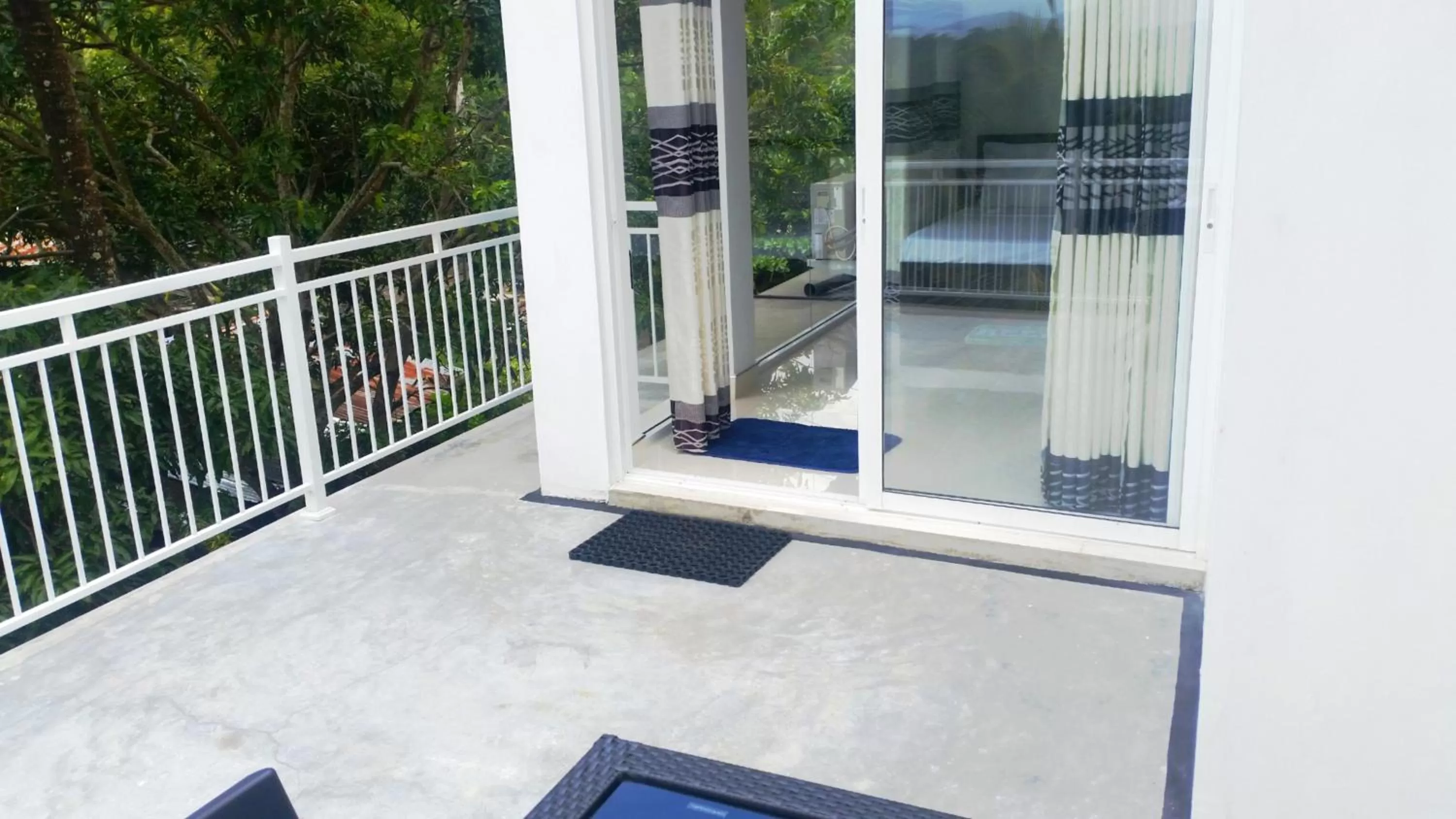 Day in Mahaweli View Inn Kandy