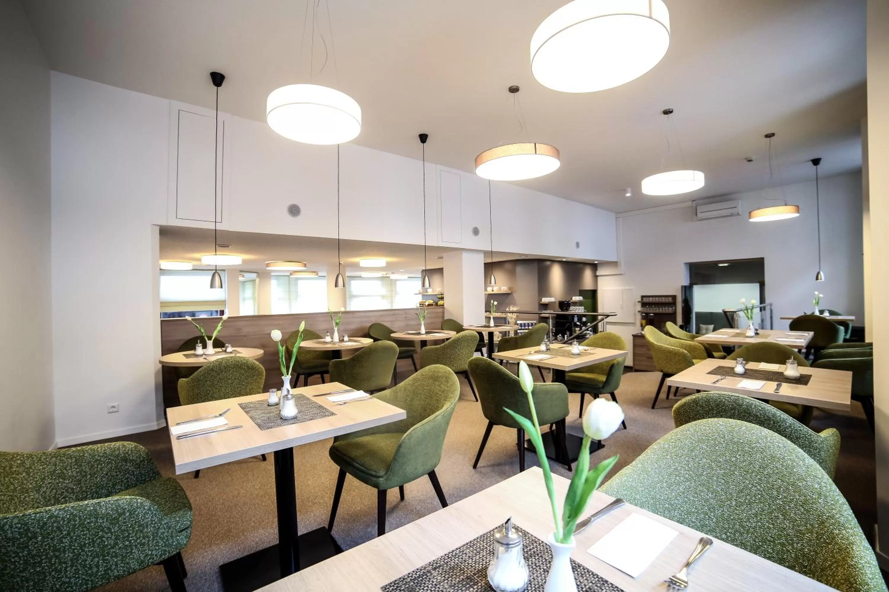 Restaurant/places to eat in City Partner Hotel Berliner Hof