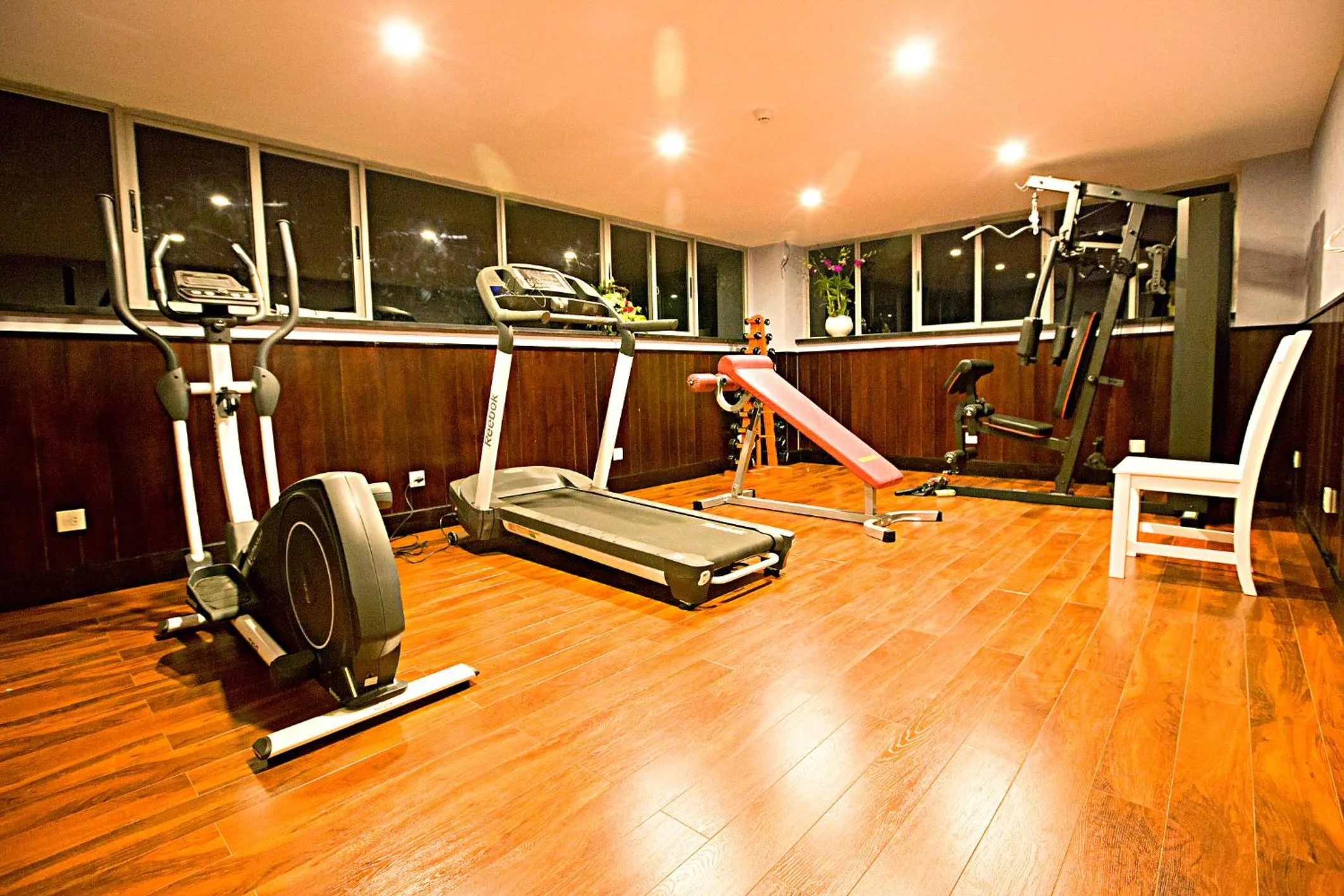 Fitness centre/facilities in Golden Rain 2 Hotel Nha Trang Beach