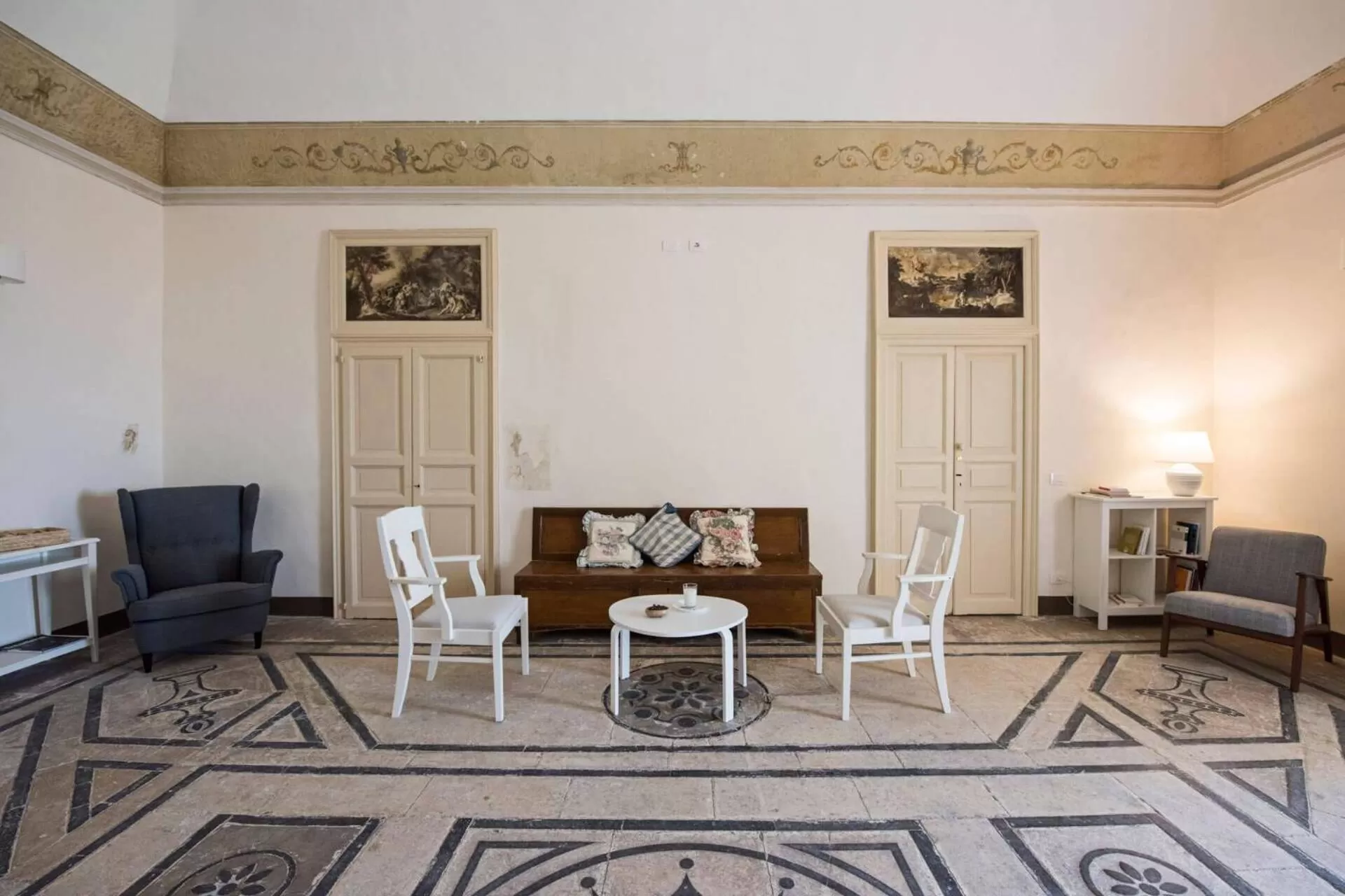 Communal lounge/ TV room, Seating Area in Villa Polara