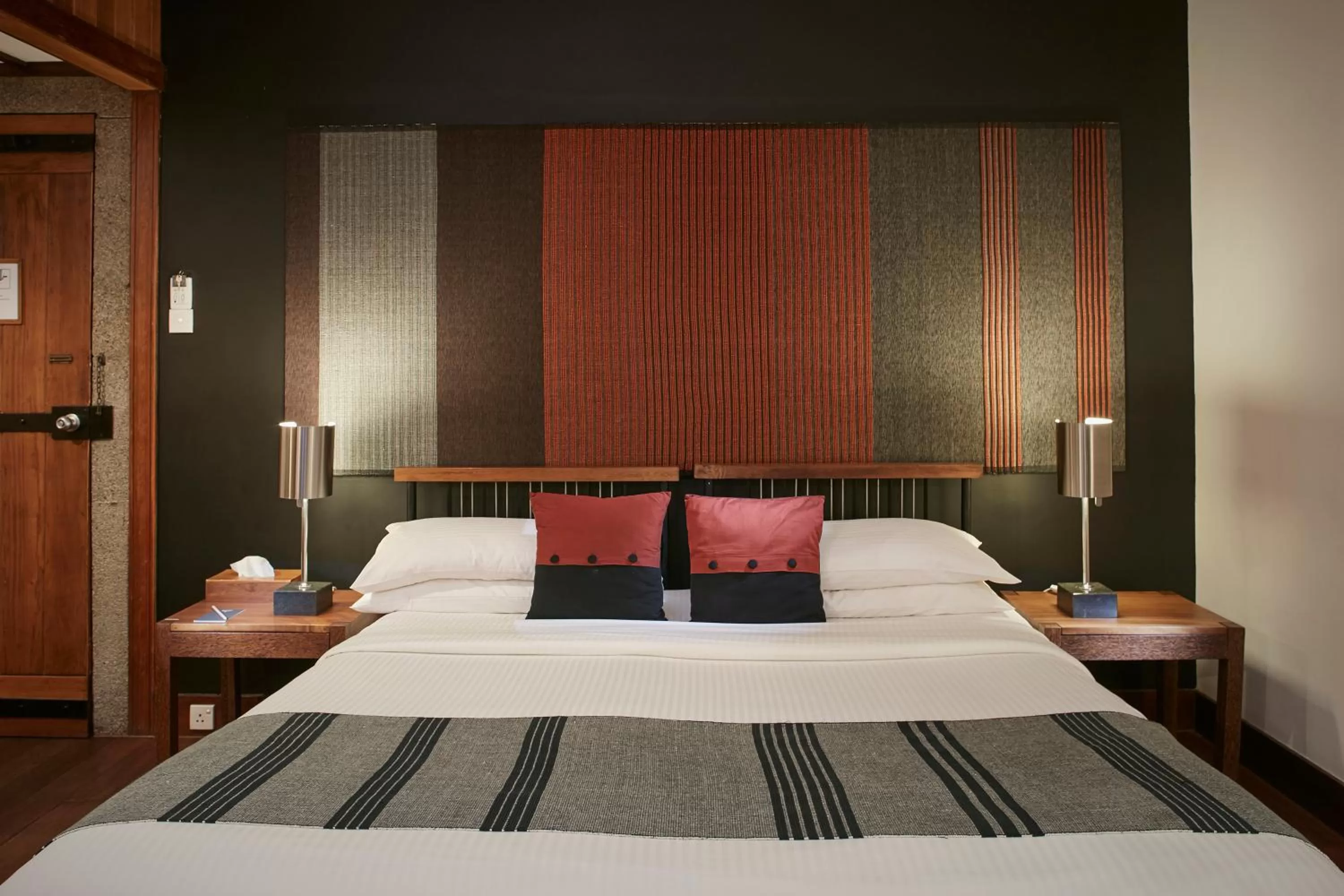 Deluxe Twin Room - single occupancy in Heritance Kandalama