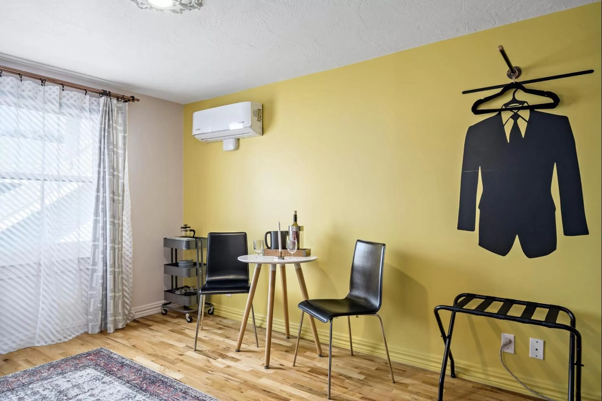 Kitchen or kitchenette in The Wesley Walla Walla