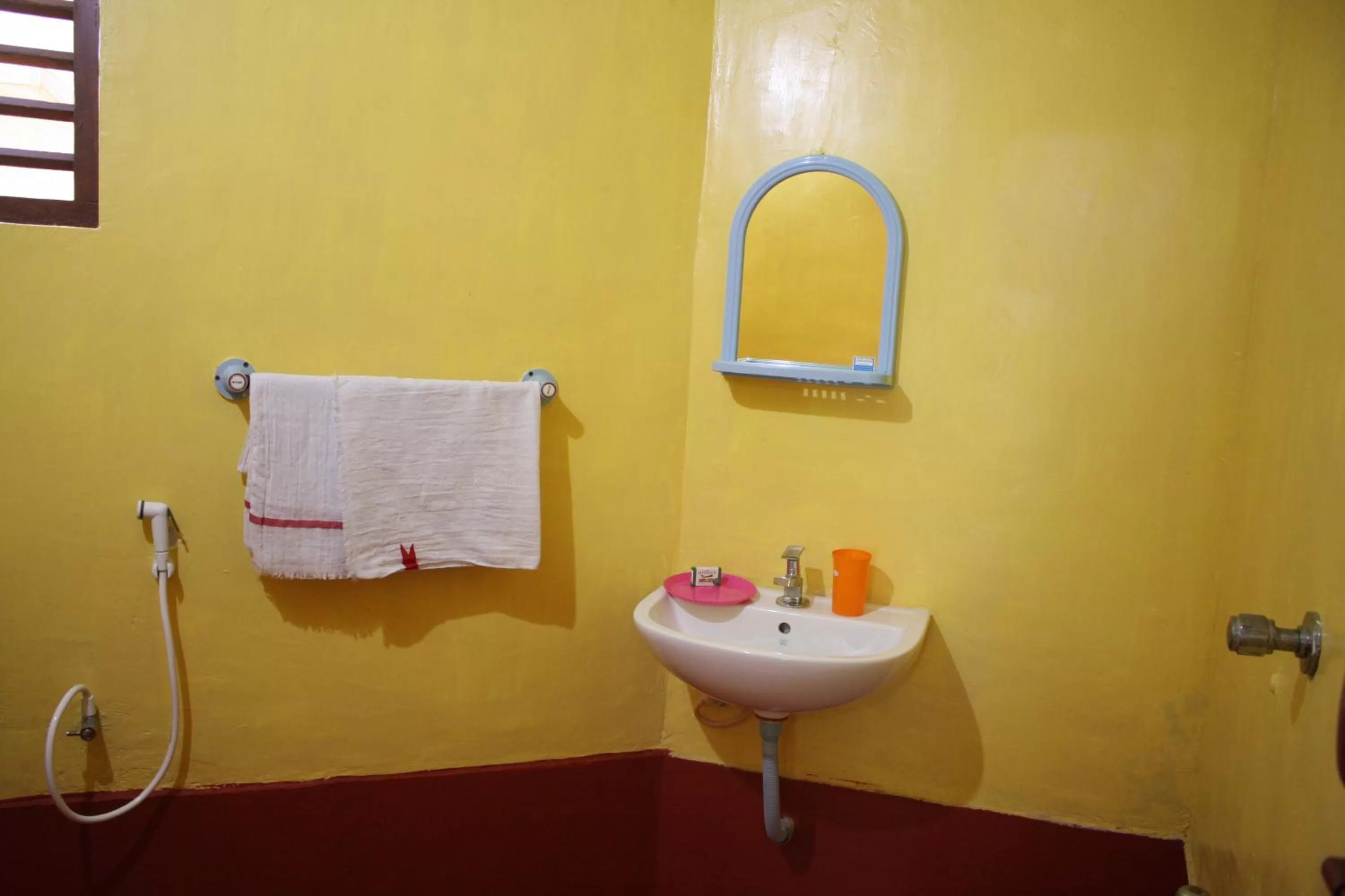 Bathroom in Sukriti beach Resort